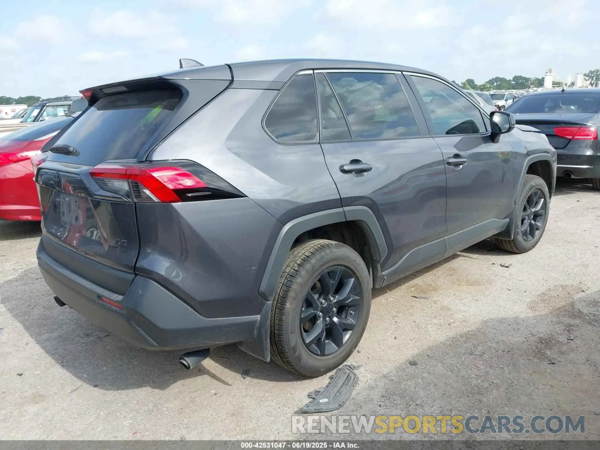 4 Photograph of a damaged car 2T3H1RFV9PW264489 TOYOTA RAV4 2023