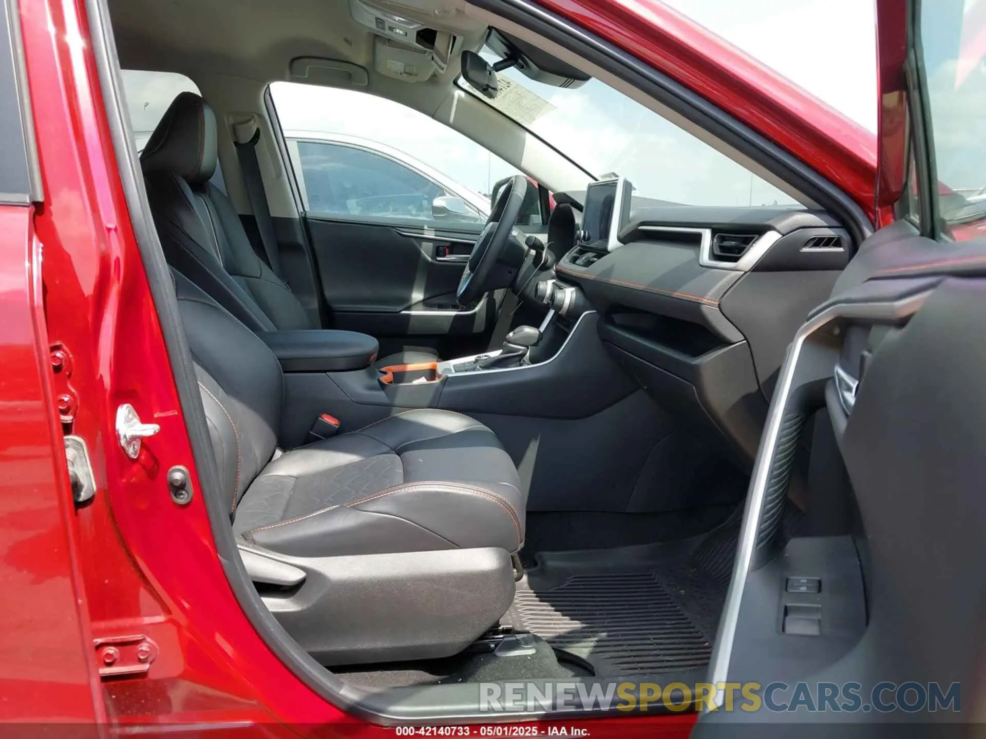 5 Photograph of a damaged car 2T3J1RFV7PW364091 TOYOTA RAV4 2023
