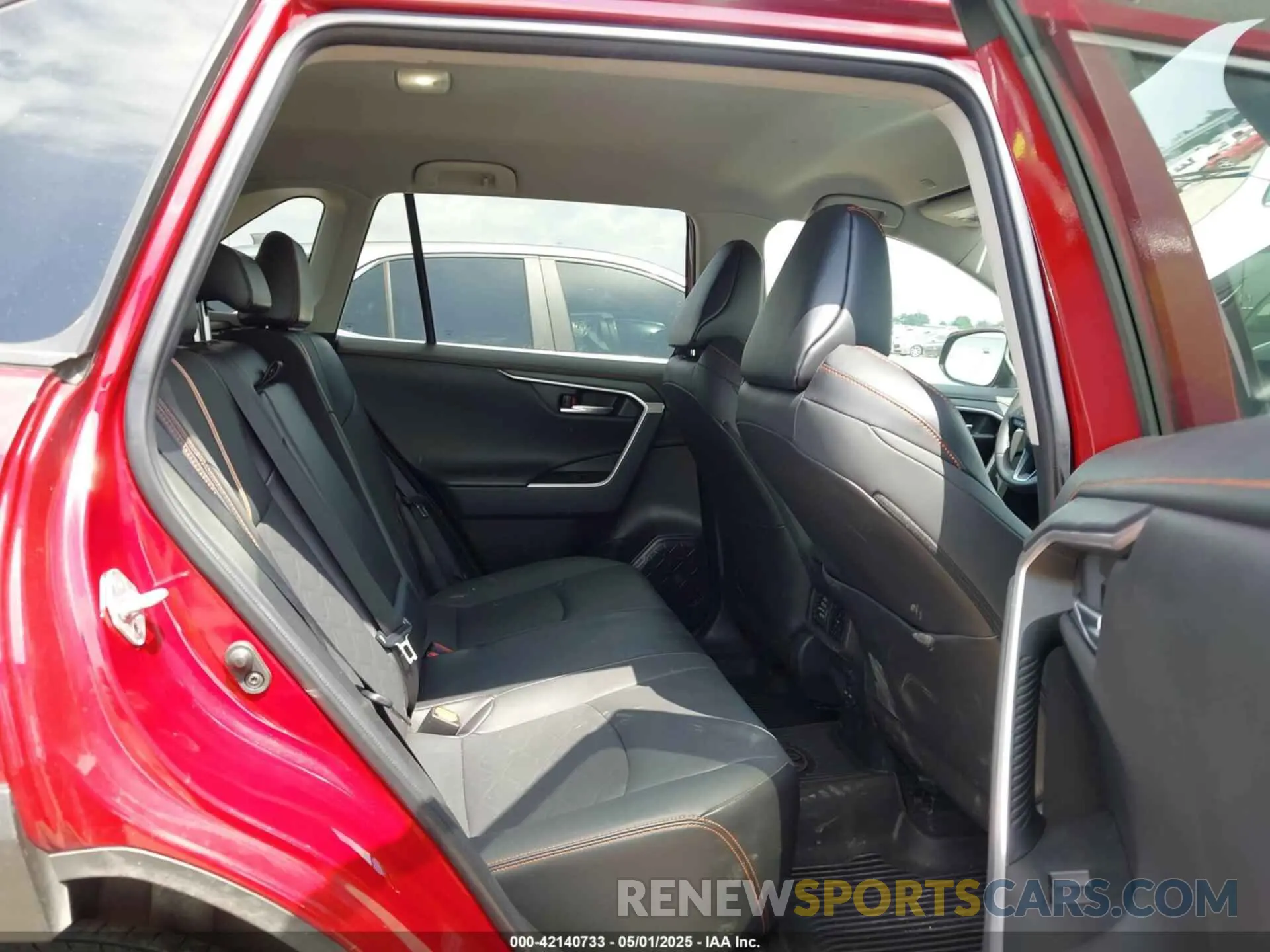 8 Photograph of a damaged car 2T3J1RFV7PW364091 TOYOTA RAV4 2023