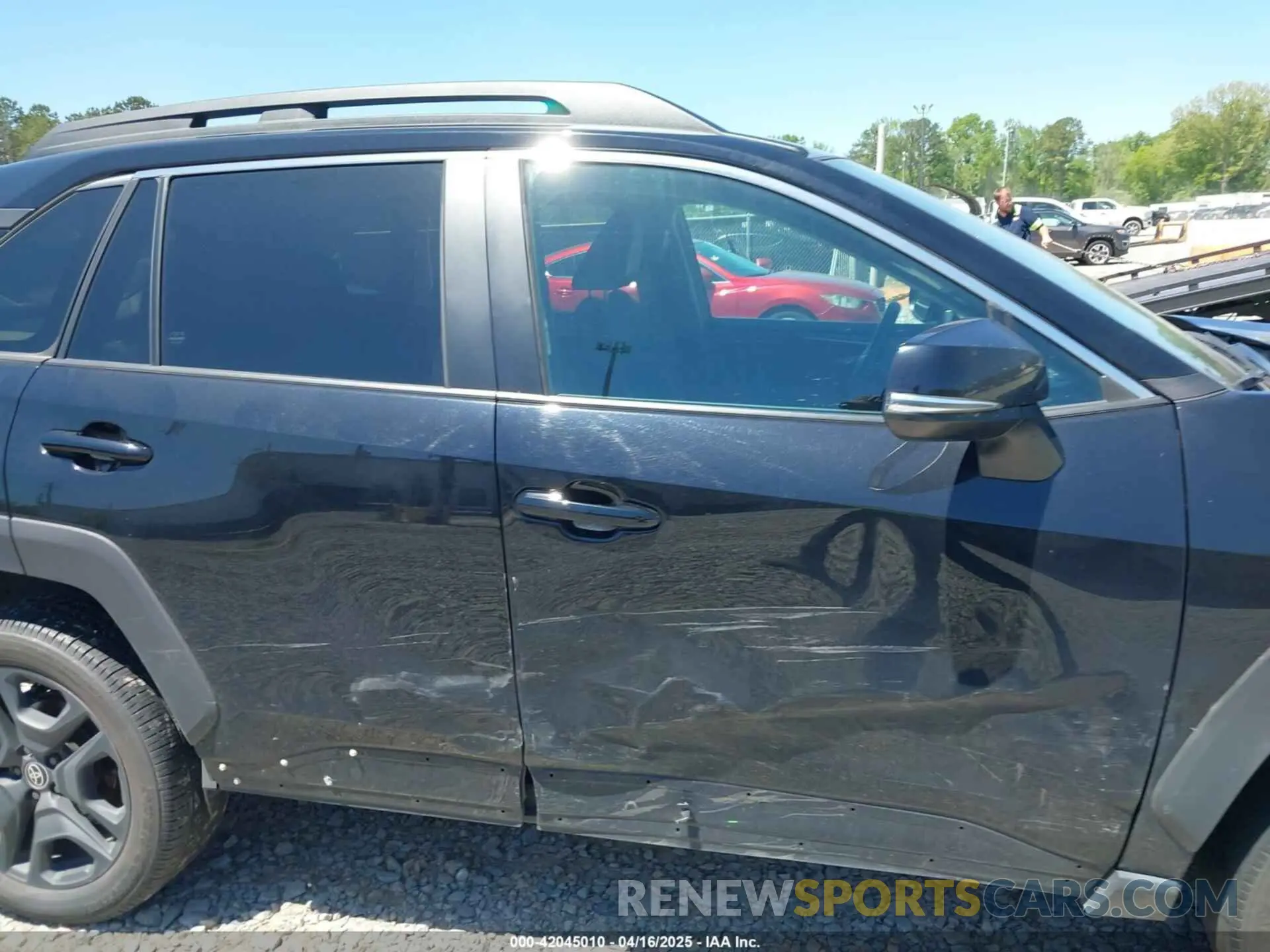 13 Photograph of a damaged car 2T3J1RFVXPW375604 TOYOTA RAV4 2023