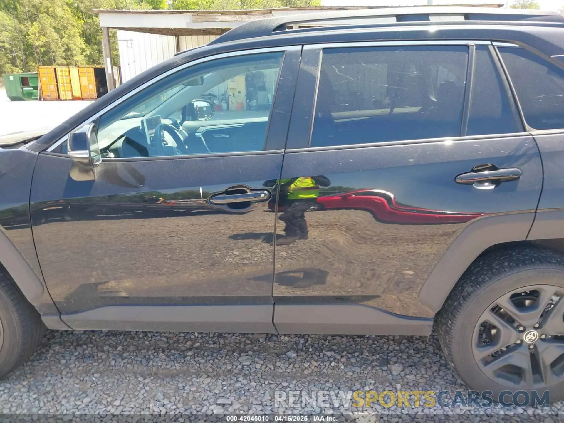 14 Photograph of a damaged car 2T3J1RFVXPW375604 TOYOTA RAV4 2023