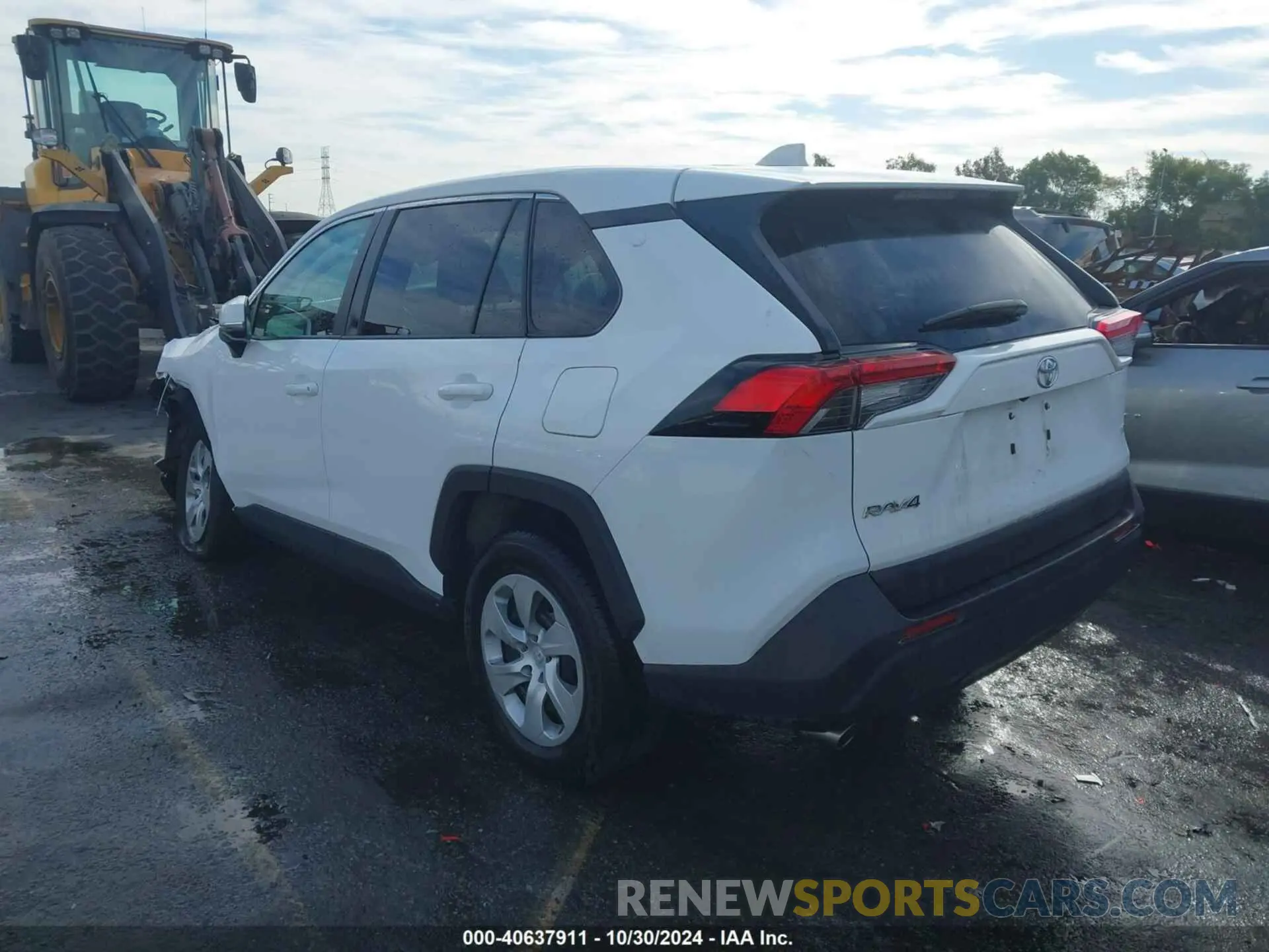 3 Фотография поврежденного автомобиля 2T3K1RFV0PW259235 TOYOTA RAV4 2023