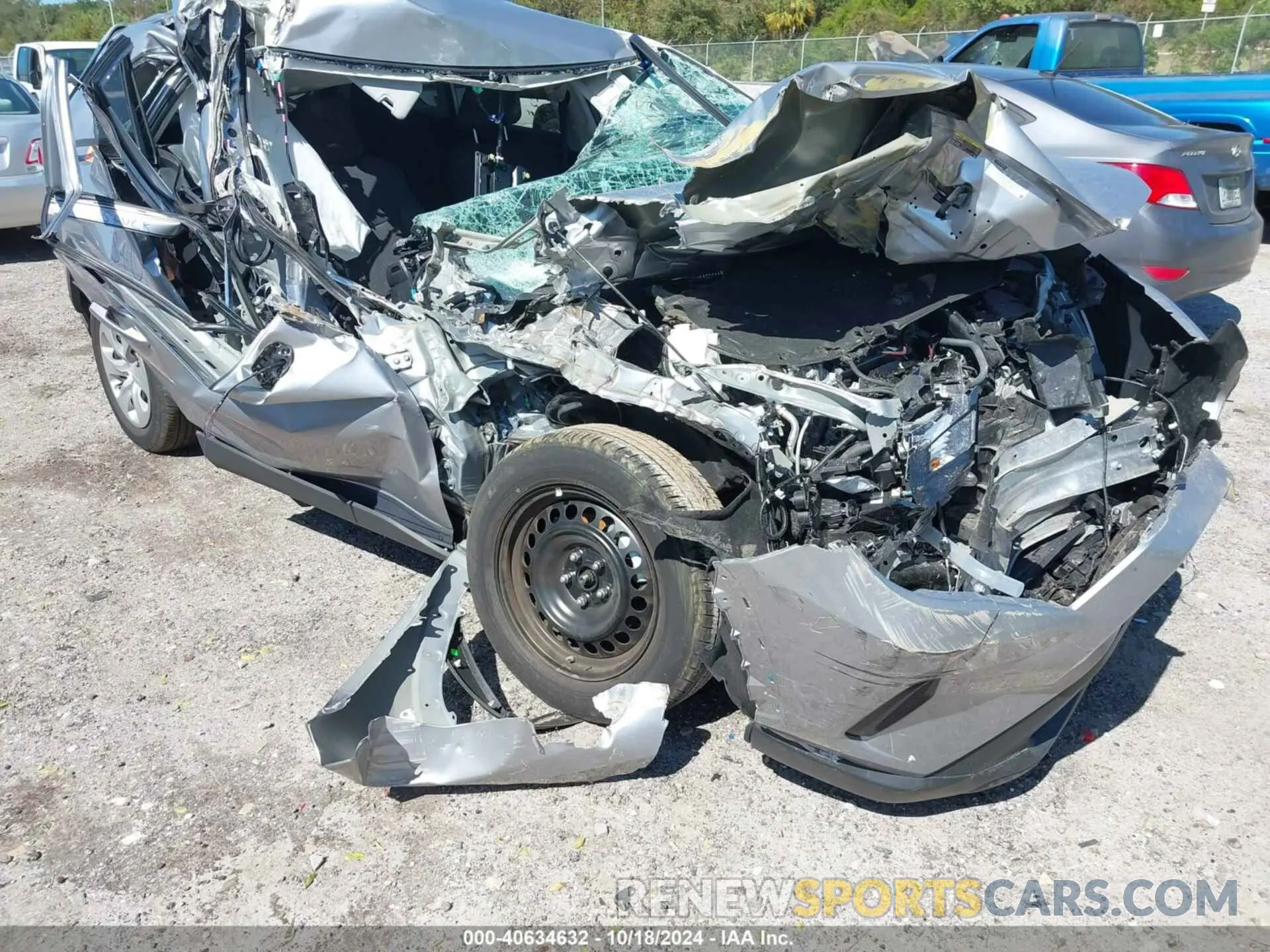 1 Фотография поврежденного автомобиля 2T3K1RFV1PC230165 TOYOTA RAV4 2023
