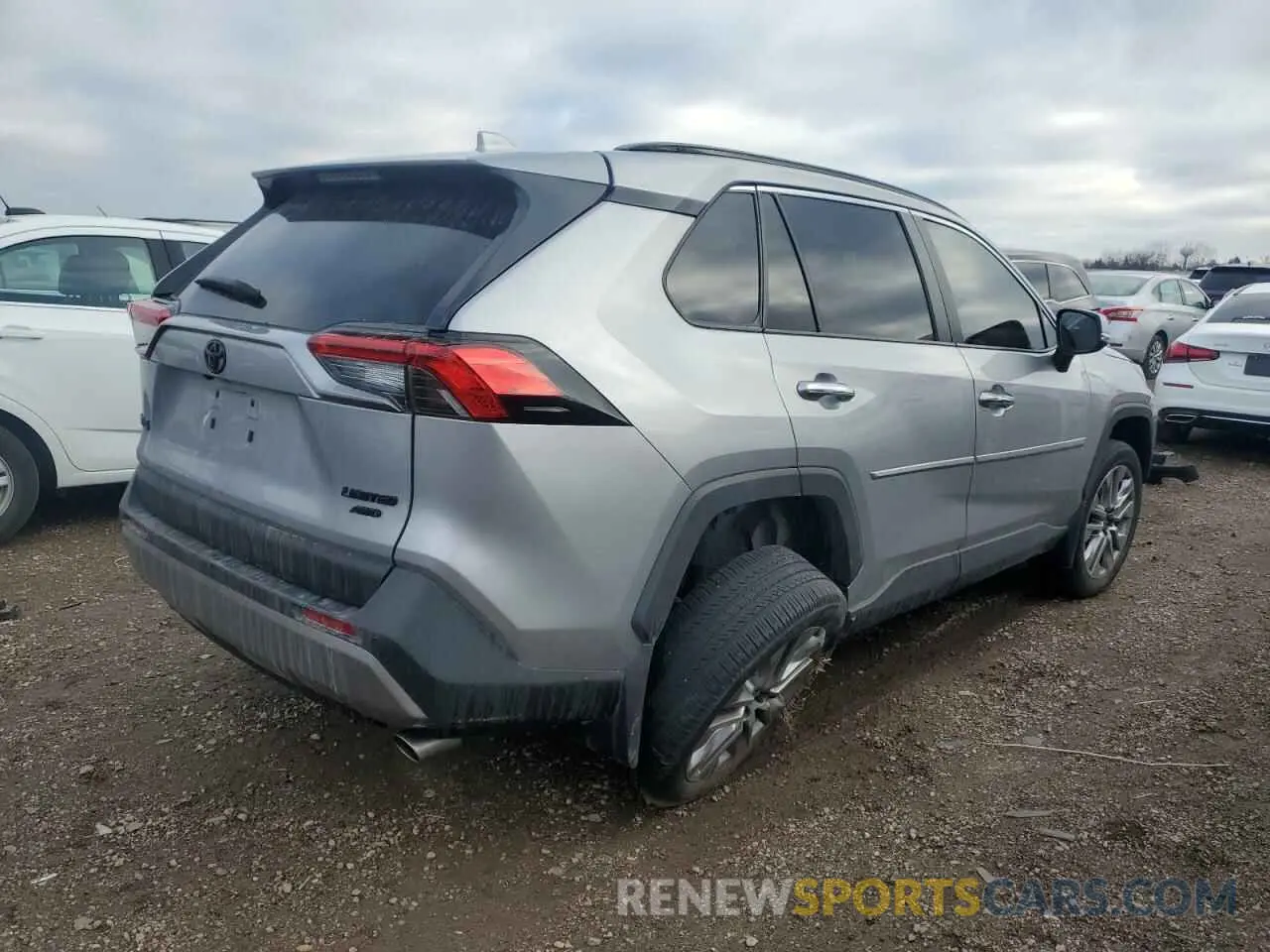 3 Фотография поврежденного автомобиля 2T3N1RFV2PC326772 TOYOTA RAV4 2023