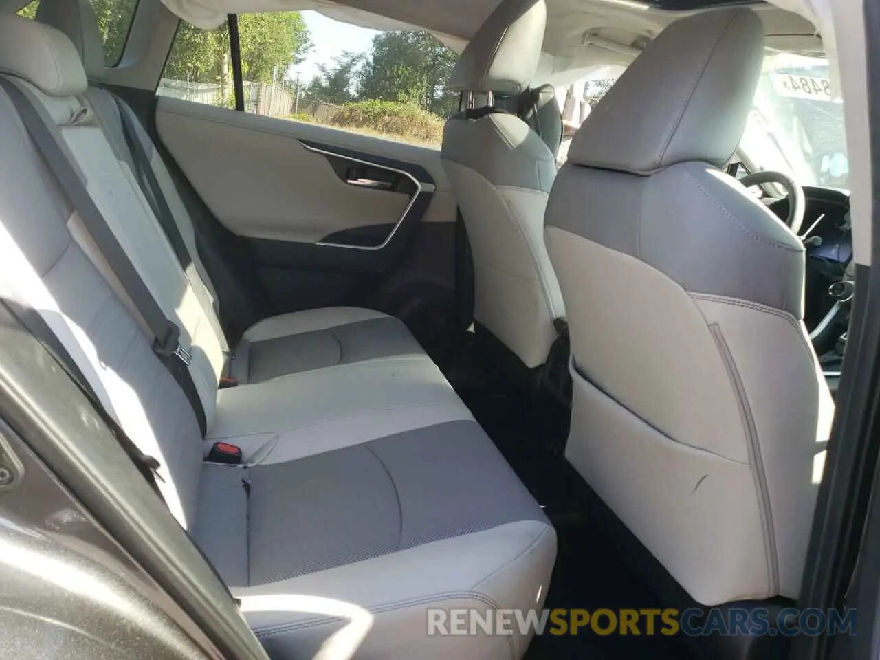10 Фотография поврежденного автомобиля 2T3N1RFV4PC324392 TOYOTA RAV4 2023