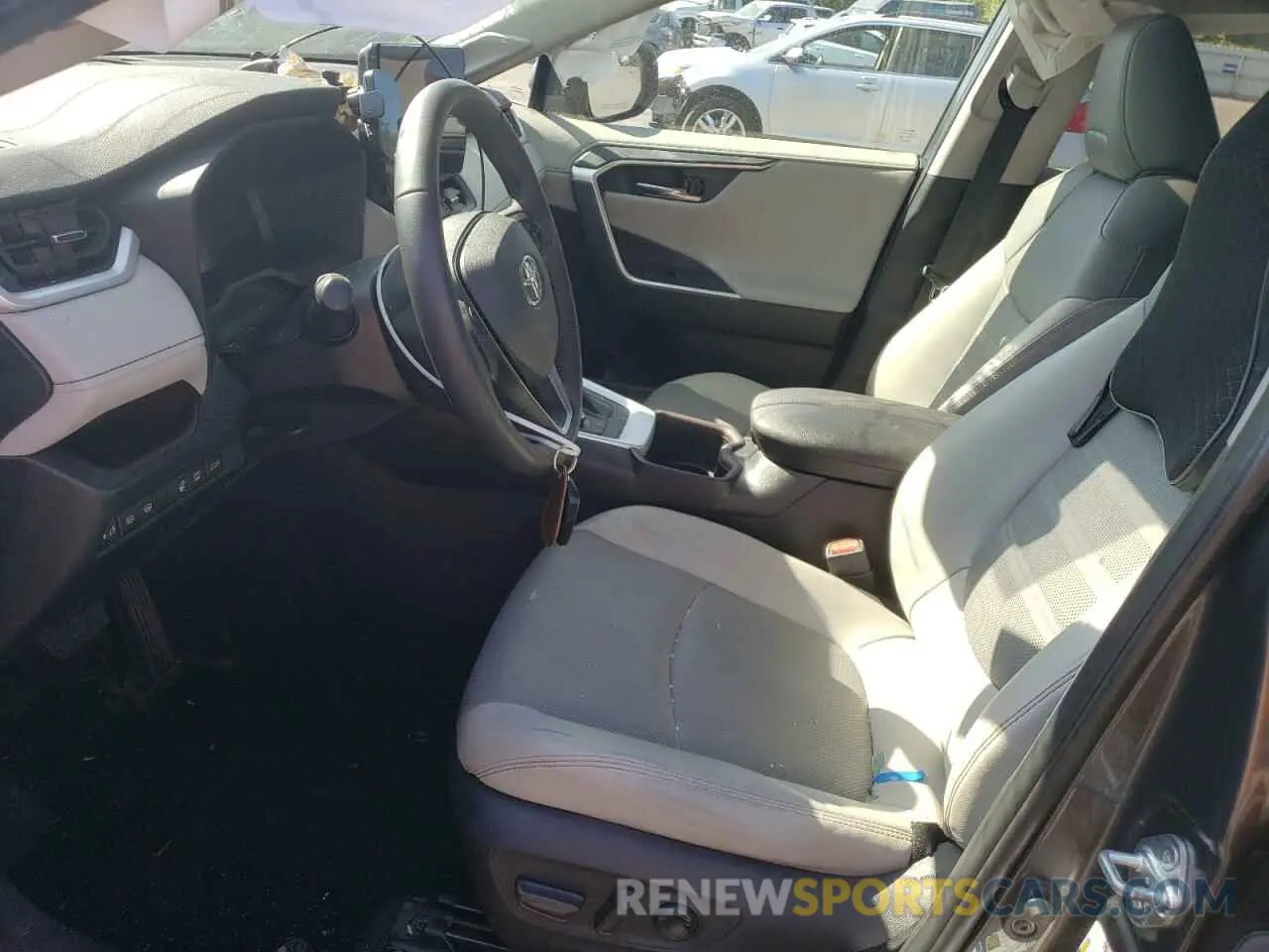 7 Фотография поврежденного автомобиля 2T3N1RFV4PC324392 TOYOTA RAV4 2023