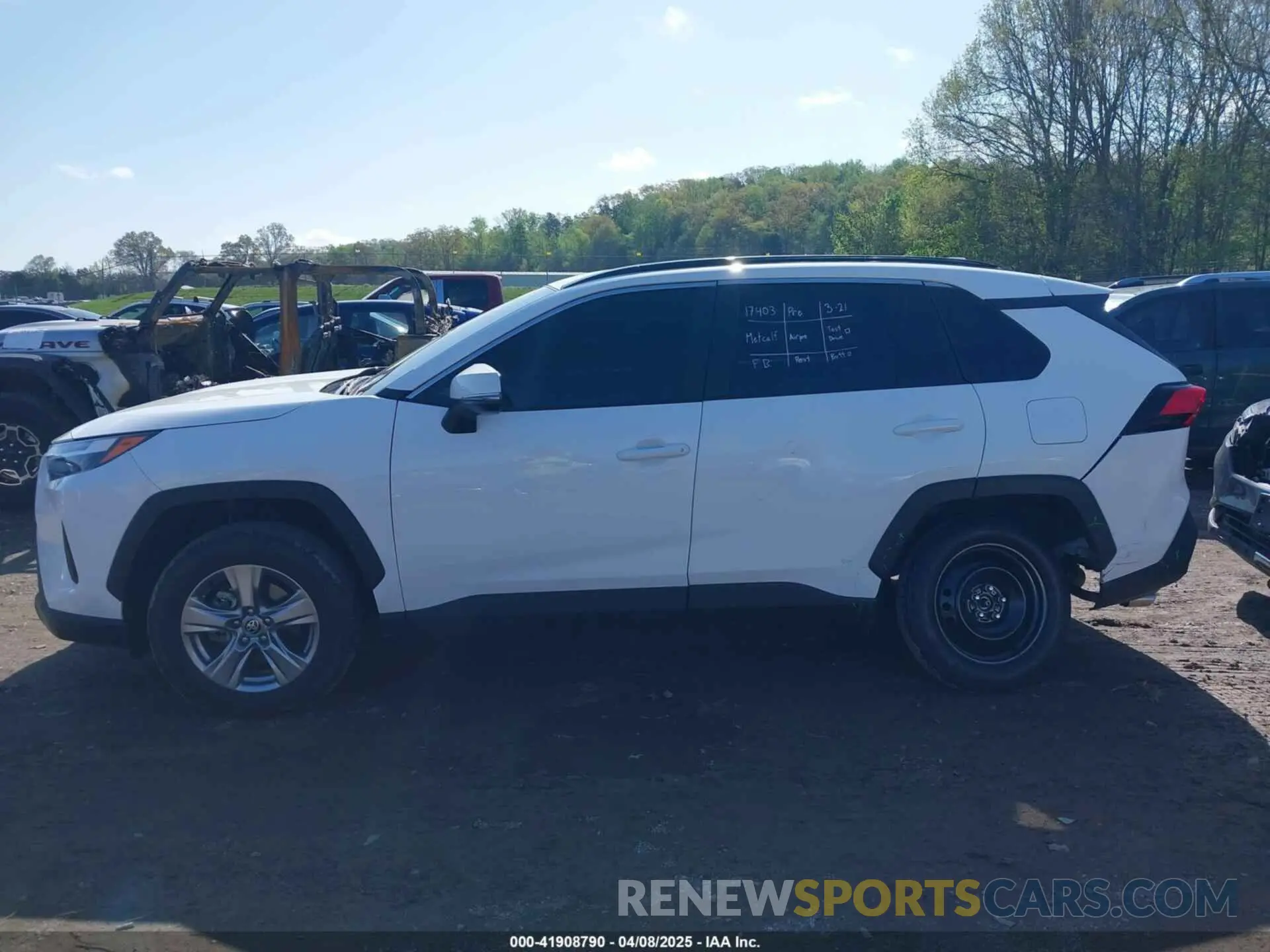 14 Фотография поврежденного автомобиля 2T3P1RFV0PC327363 TOYOTA RAV4 2023