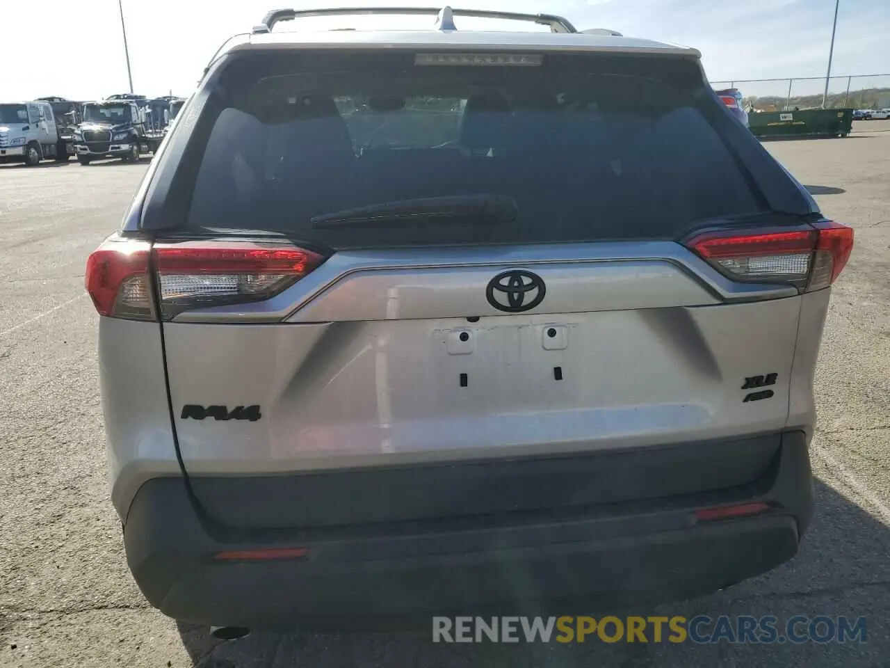 6 Фотография поврежденного автомобиля 2T3P1RFV0PC349458 TOYOTA RAV4 2023