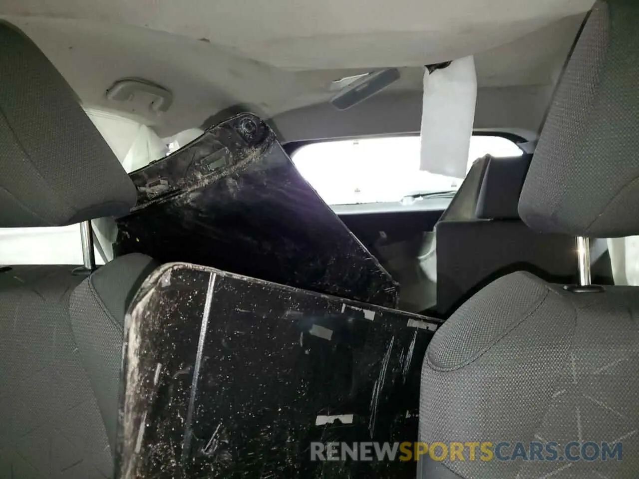 10 Photograph of a damaged car 2T3P1RFV0PC363229 TOYOTA RAV4 2023