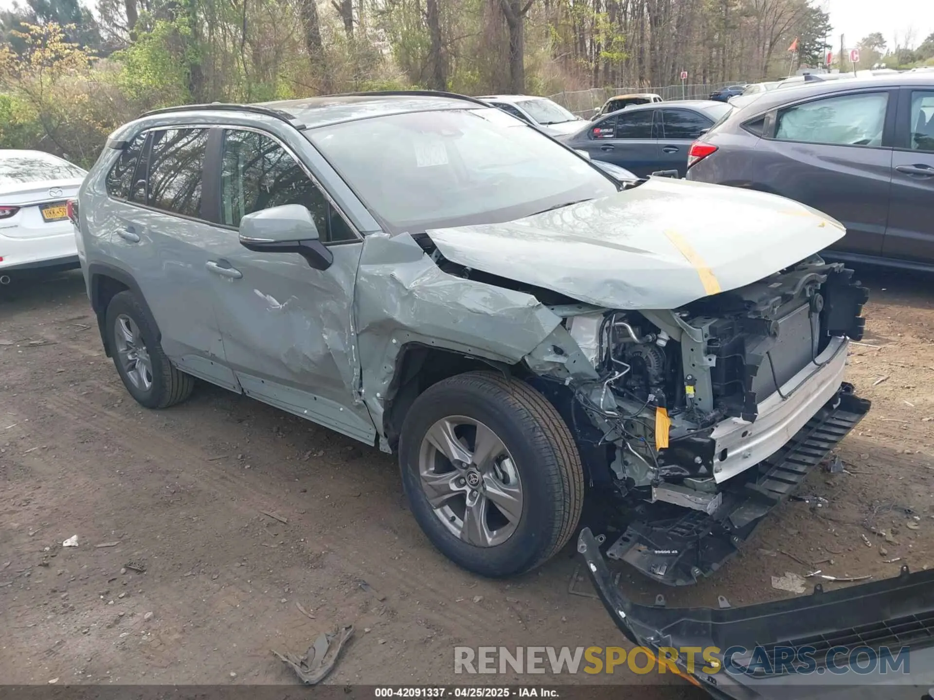 1 Photograph of a damaged car 2T3P1RFV0PW405848 TOYOTA RAV4 2023