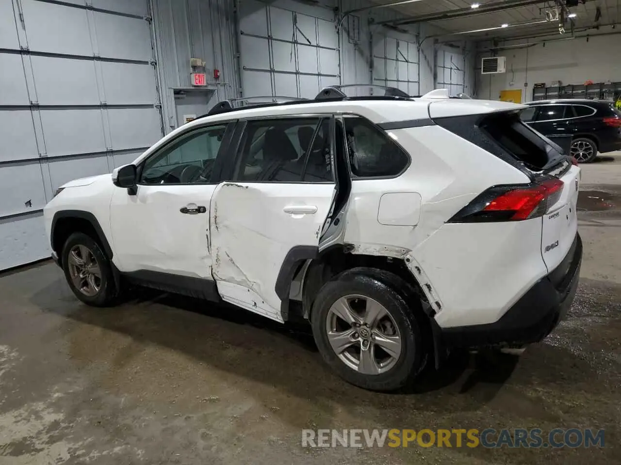 2 Фотография поврежденного автомобиля 2T3P1RFV1PC347198 TOYOTA RAV4 2023
