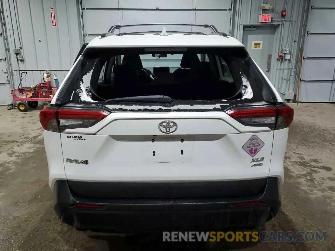 6 Фотография поврежденного автомобиля 2T3P1RFV1PC347198 TOYOTA RAV4 2023