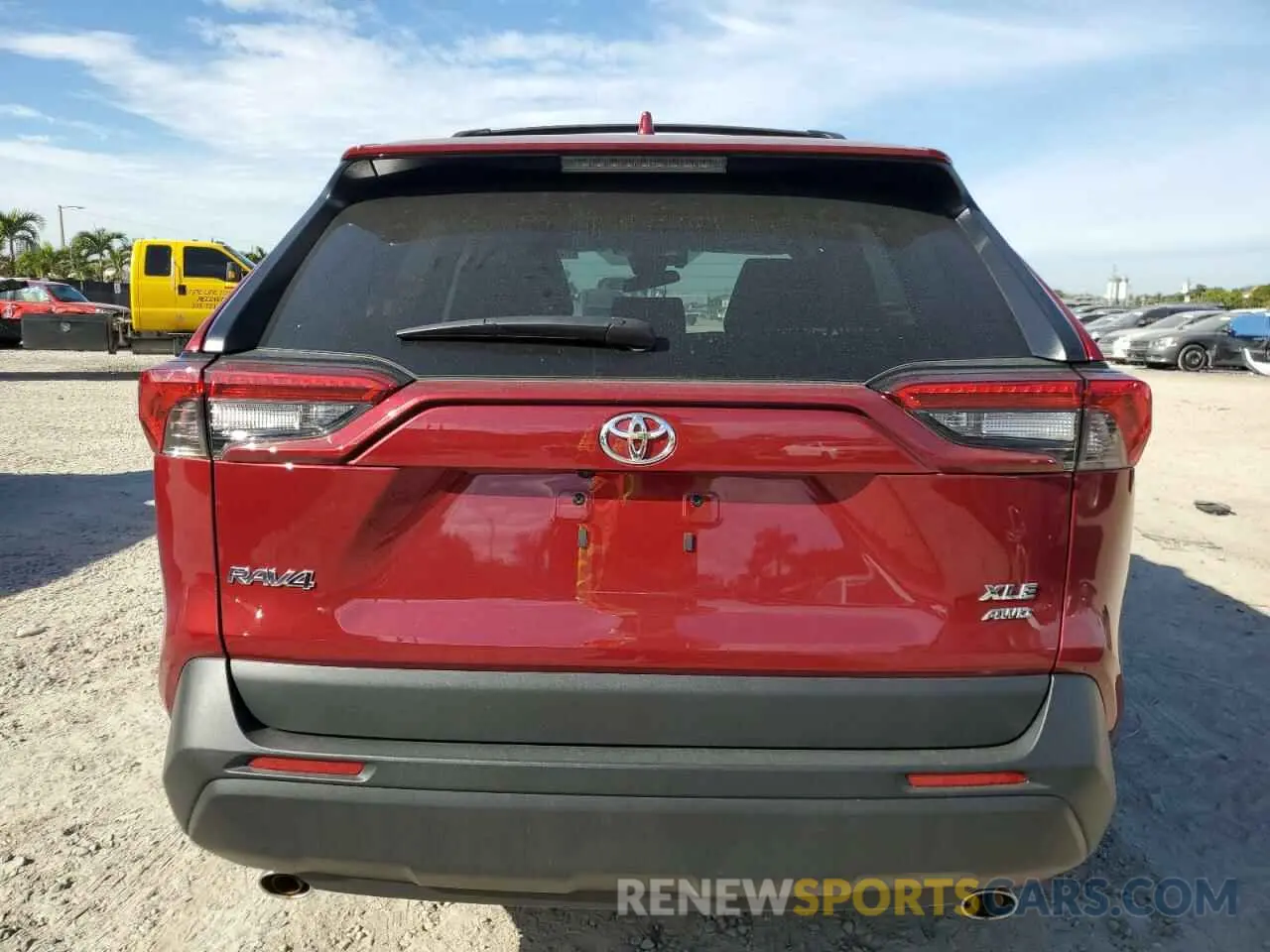 6 Photograph of a damaged car 2T3P1RFV1PW349161 TOYOTA RAV4 2023