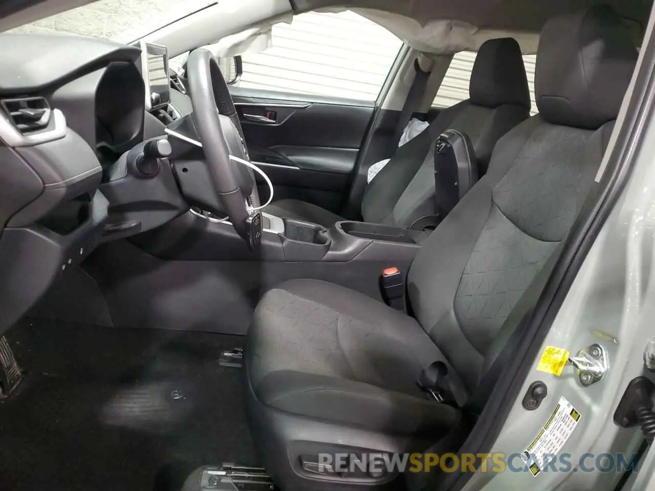 7 Photograph of a damaged car 2T3P1RFV1PW353310 TOYOTA RAV4 2023