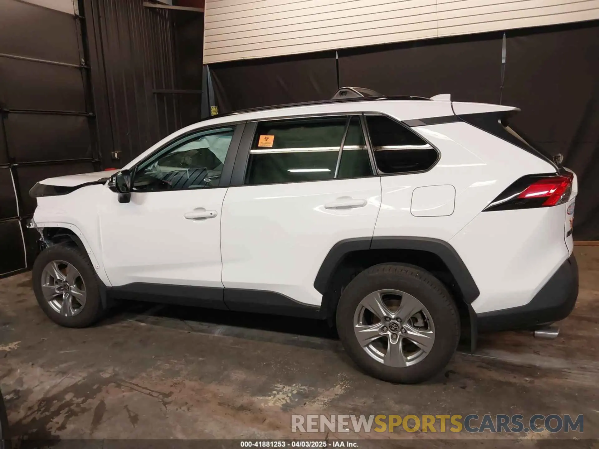 14 Photograph of a damaged car 2T3P1RFV2PC327316 TOYOTA RAV4 2023