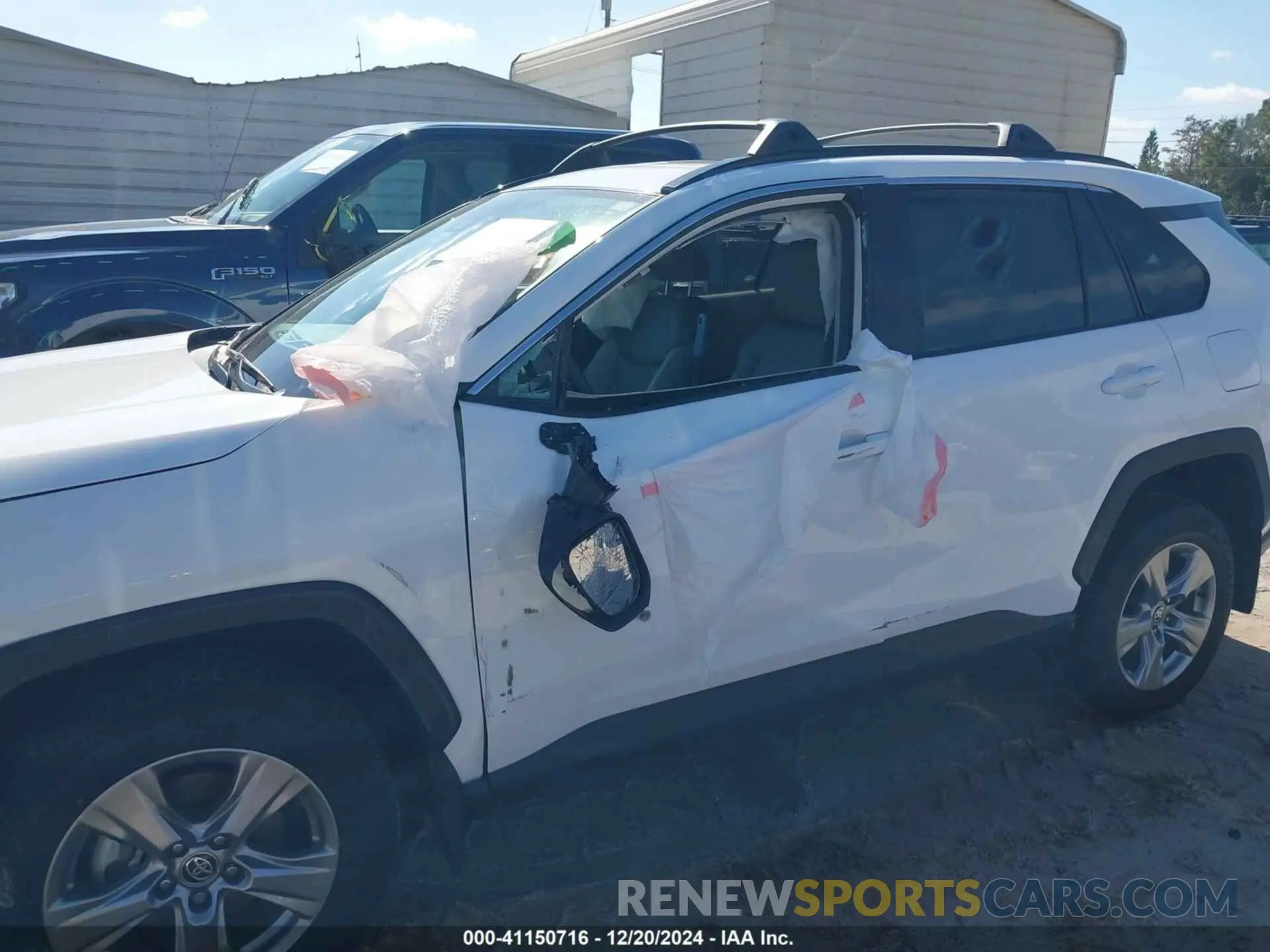 6 Photograph of a damaged car 2T3P1RFV2PC349249 TOYOTA RAV4 2023