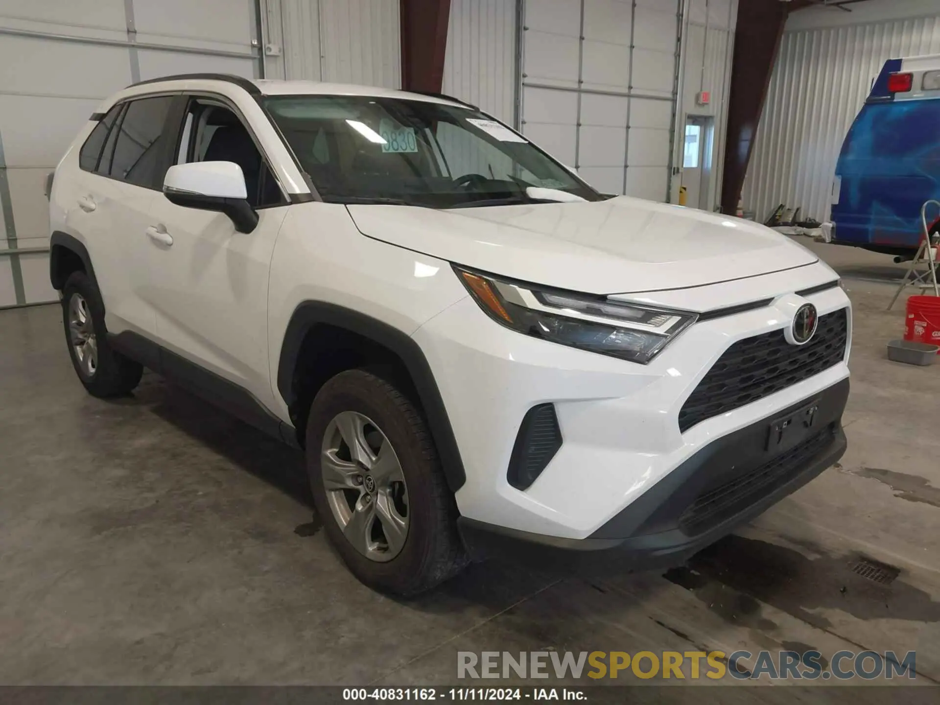 1 Photograph of a damaged car 2T3P1RFV2PW375476 TOYOTA RAV4 2023