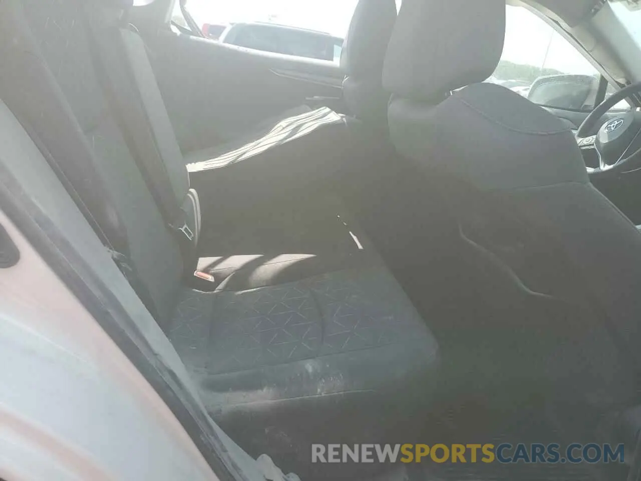 11 Photograph of a damaged car 2T3P1RFV3PC391610 TOYOTA RAV4 2023