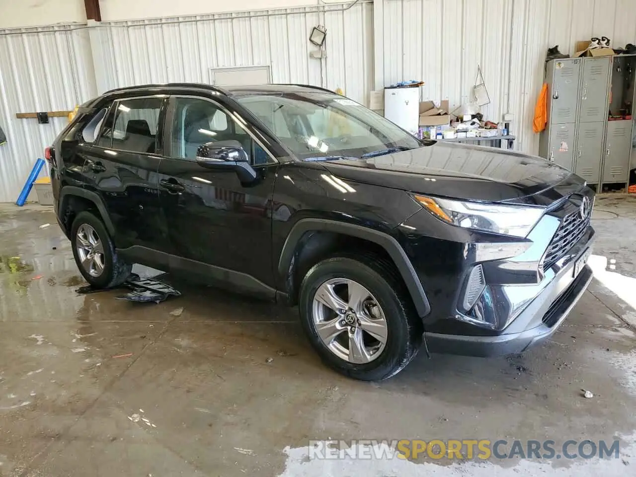 4 Photograph of a damaged car 2T3P1RFV4PC325292 TOYOTA RAV4 2023