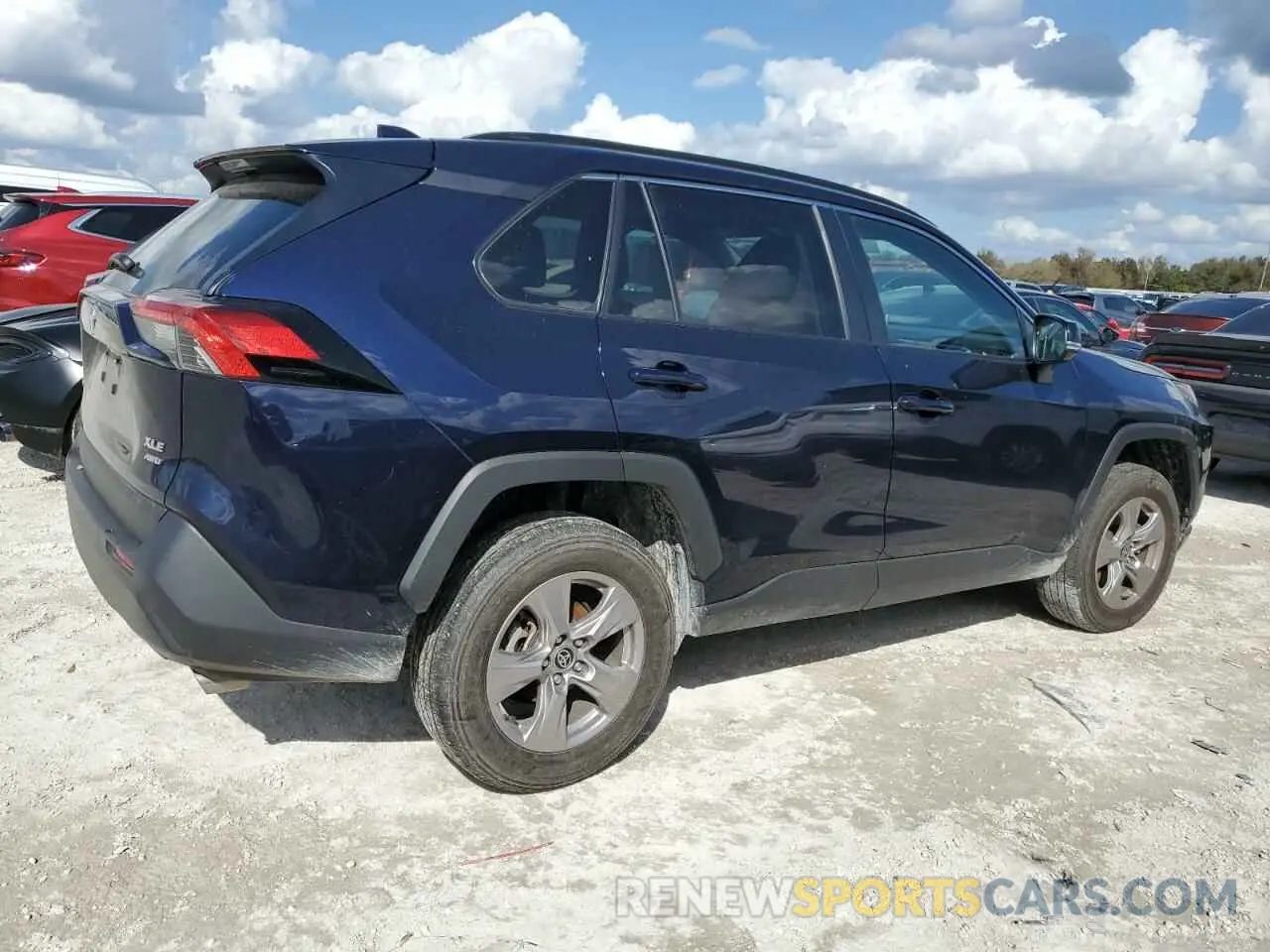 3 Фотография поврежденного автомобиля 2T3P1RFV4PW374524 TOYOTA RAV4 2023