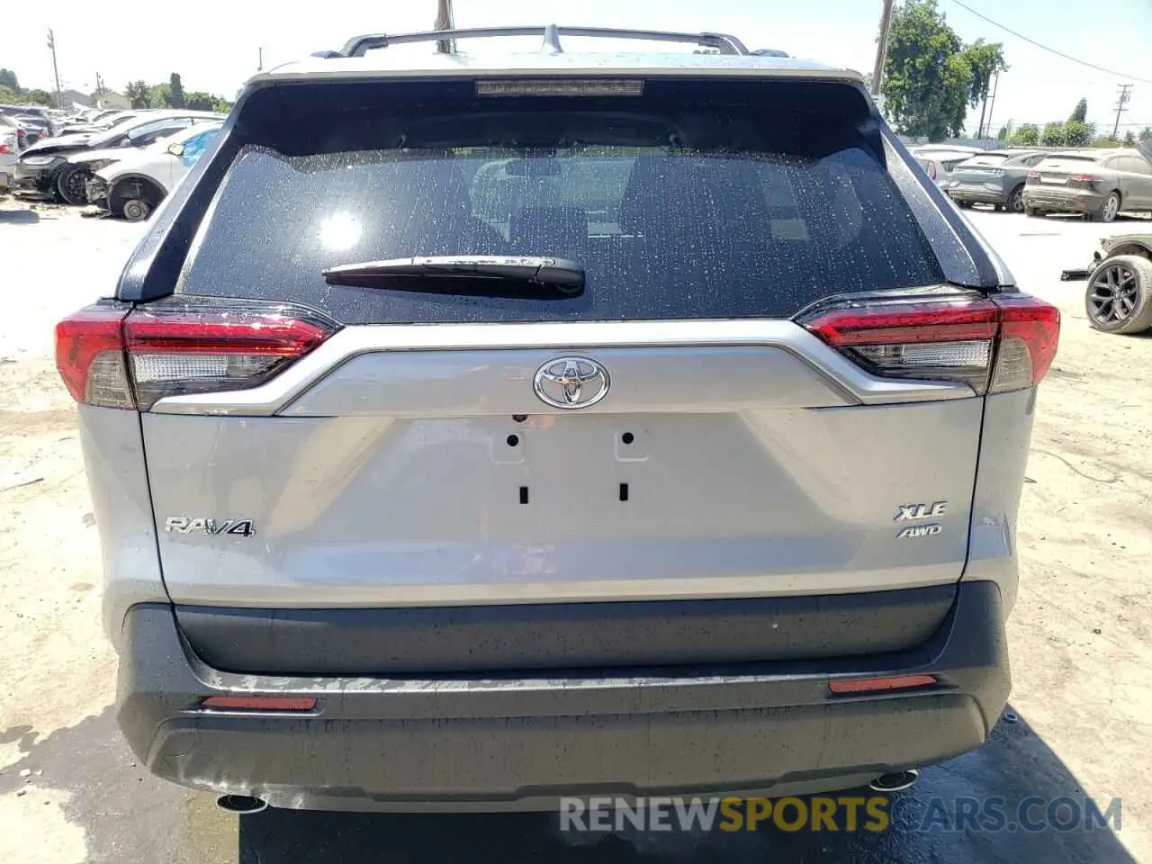 6 Photograph of a damaged car 2T3P1RFV4PW397947 TOYOTA RAV4 2023