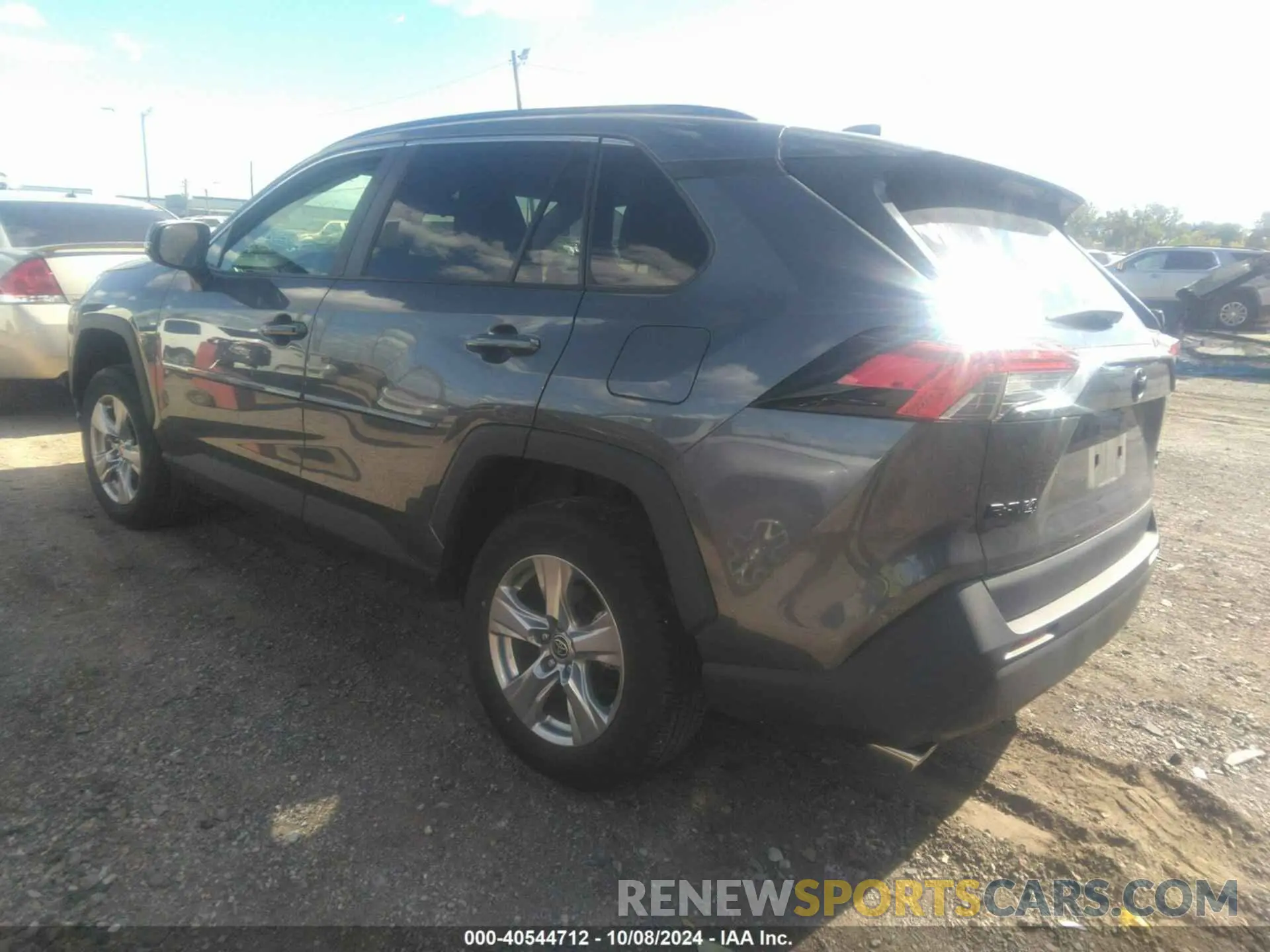3 Фотография поврежденного автомобиля 2T3P1RFV5PC327889 TOYOTA RAV4 2023