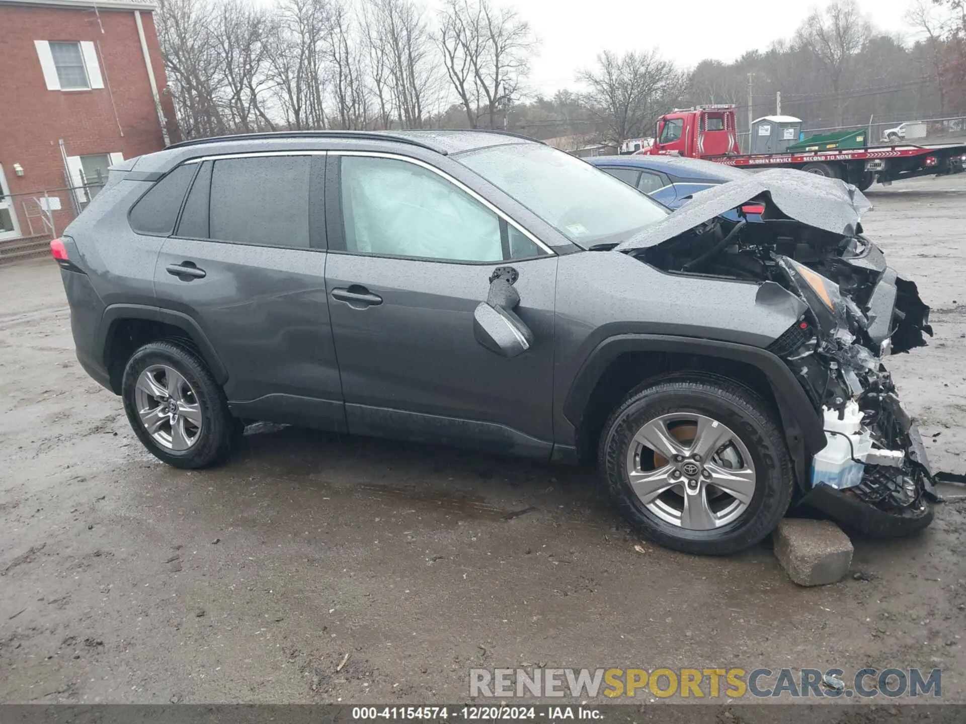 13 Photograph of a damaged car 2T3P1RFV5PC360956 TOYOTA RAV4 2023
