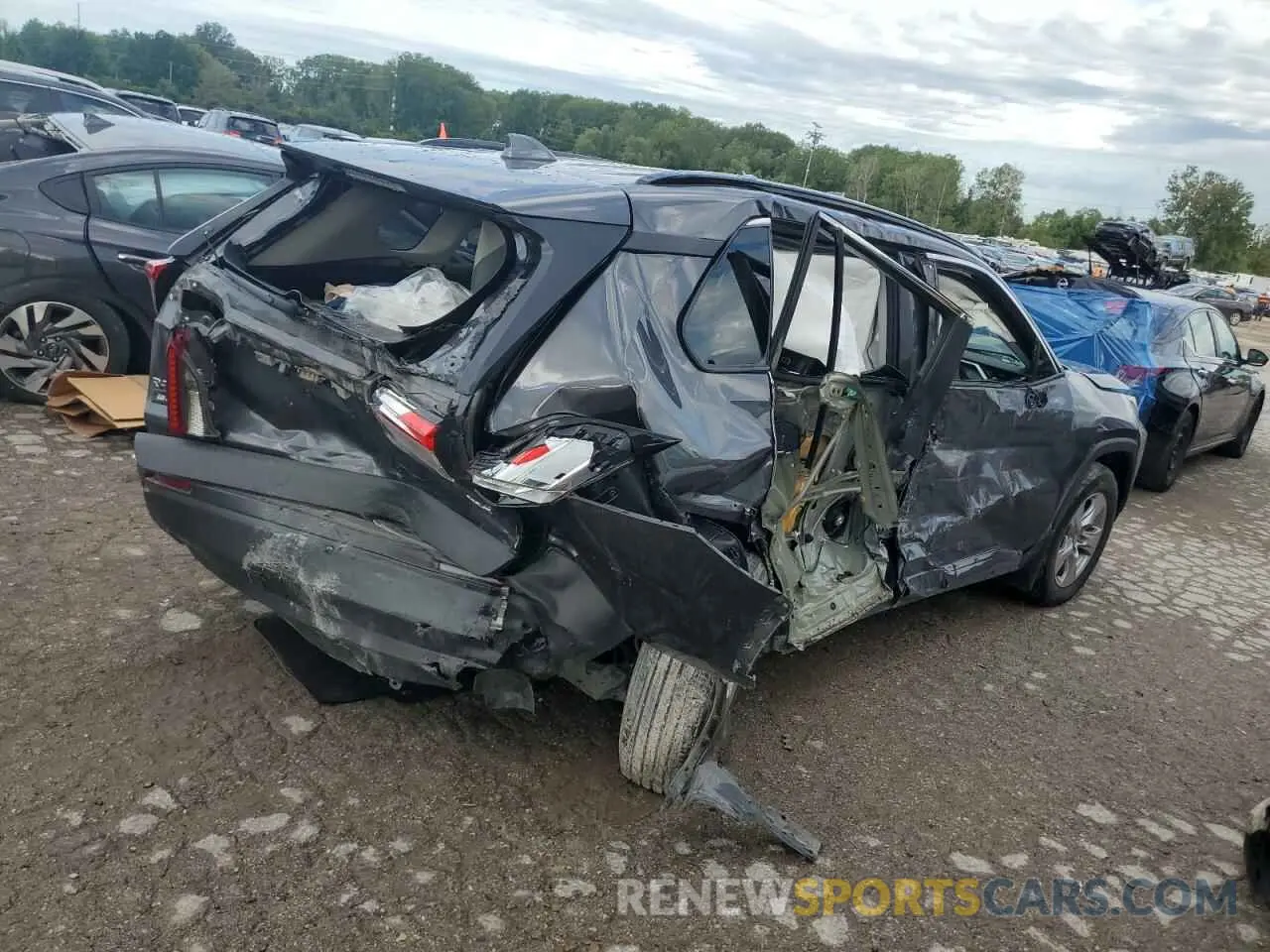 3 Фотография поврежденного автомобиля 2T3P1RFV5PW380798 TOYOTA RAV4 2023