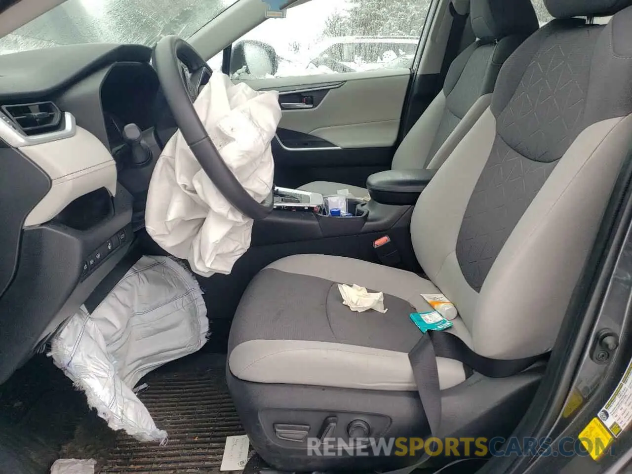 7 Photograph of a damaged car 2T3P1RFV6PC349500 TOYOTA RAV4 2023