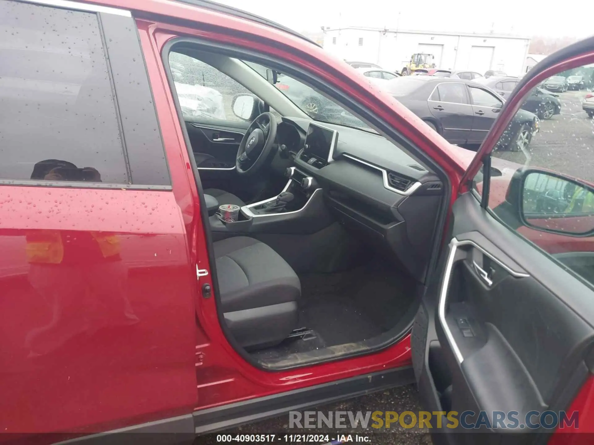 5 Photograph of a damaged car 2T3P1RFV6PW336809 TOYOTA RAV4 2023