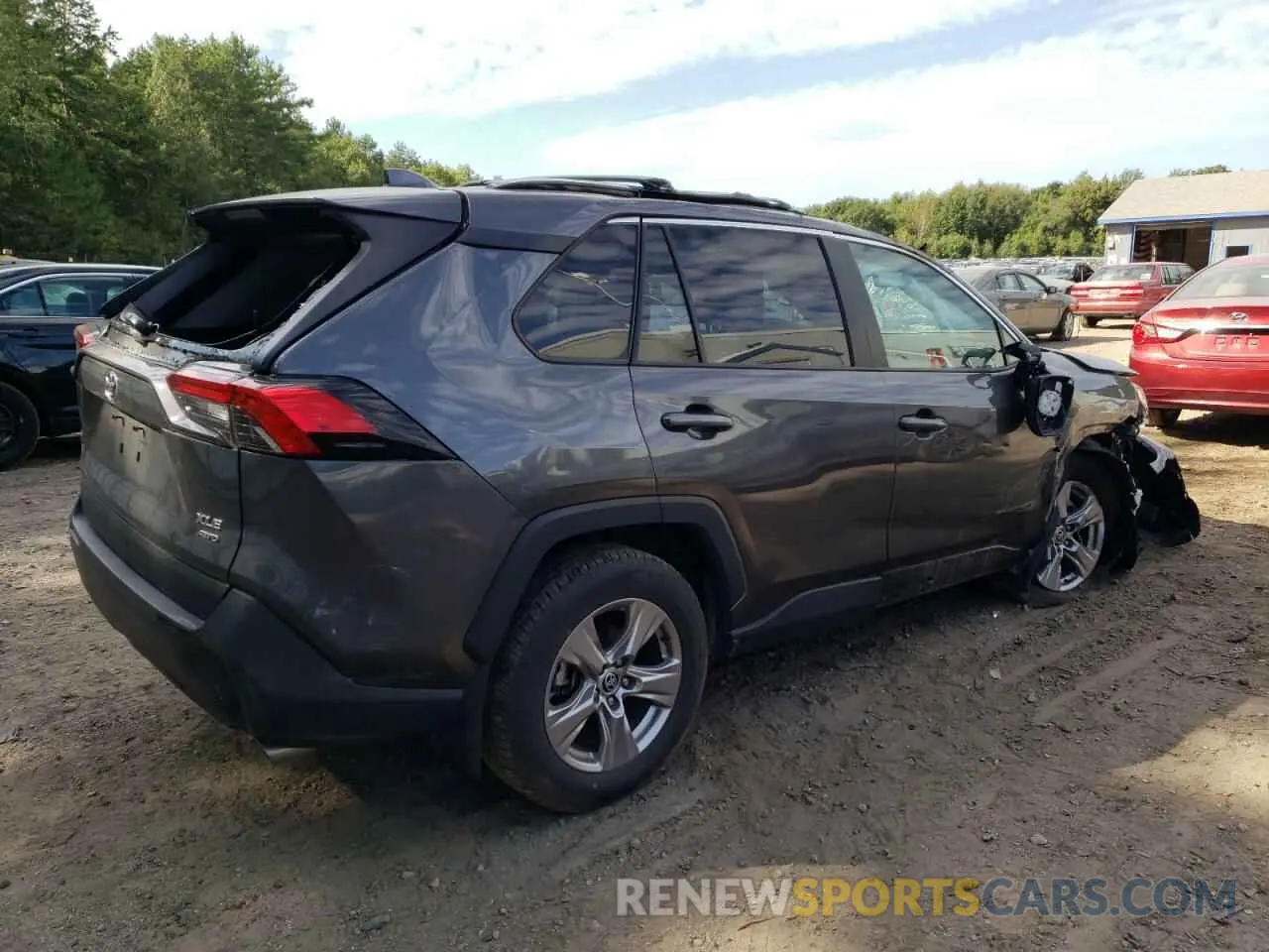 3 Фотография поврежденного автомобиля 2T3P1RFV7PC339431 TOYOTA RAV4 2023