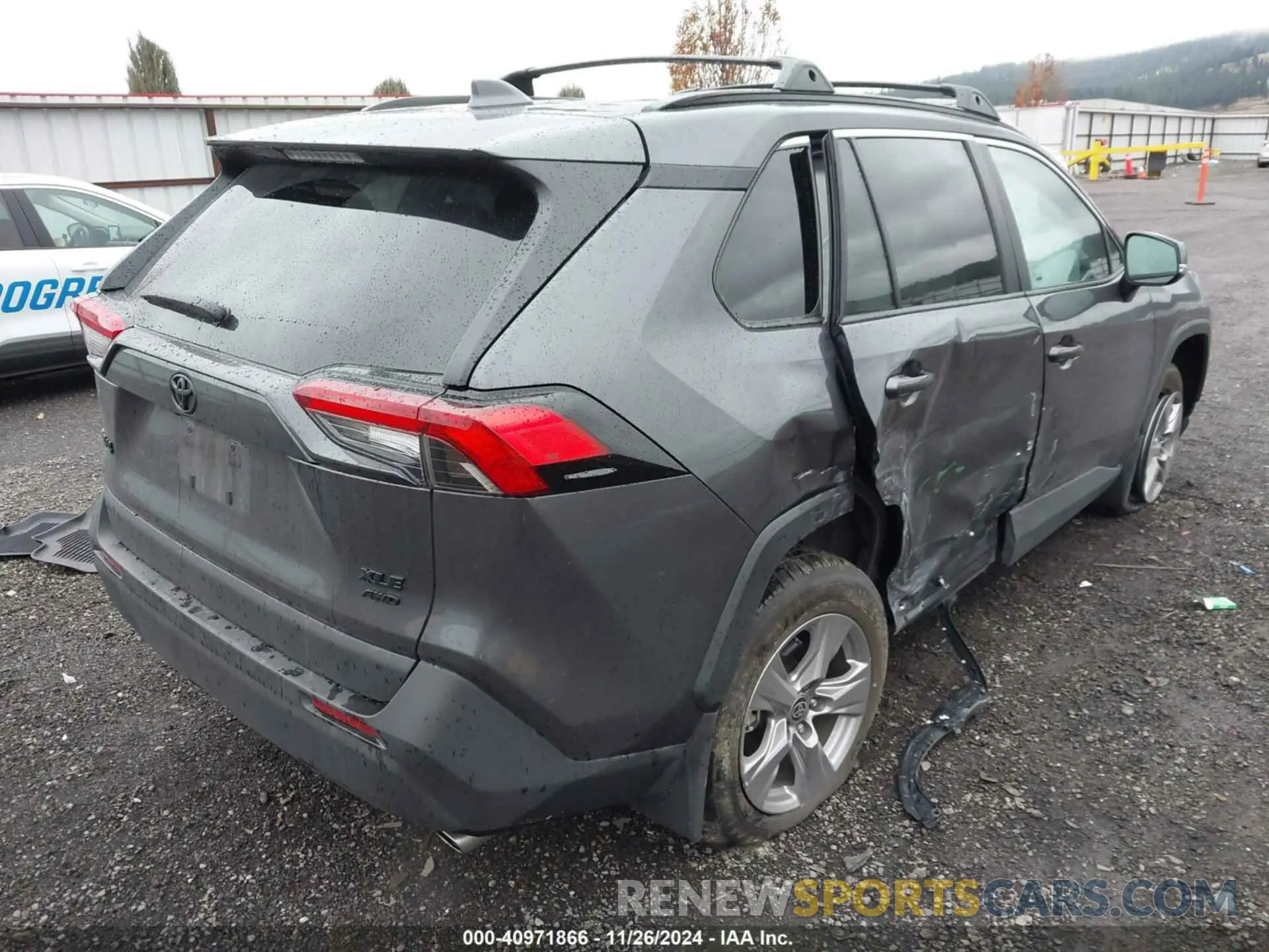 4 Photograph of a damaged car 2T3P1RFV7PC384286 TOYOTA RAV4 2023