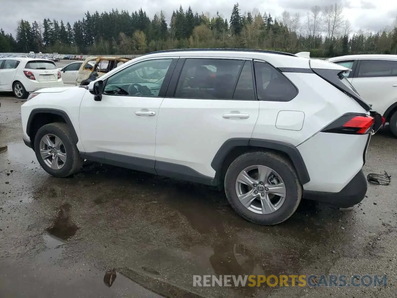 2 Photograph of a damaged car 2T3P1RFV7PW347947 TOYOTA RAV4 2023