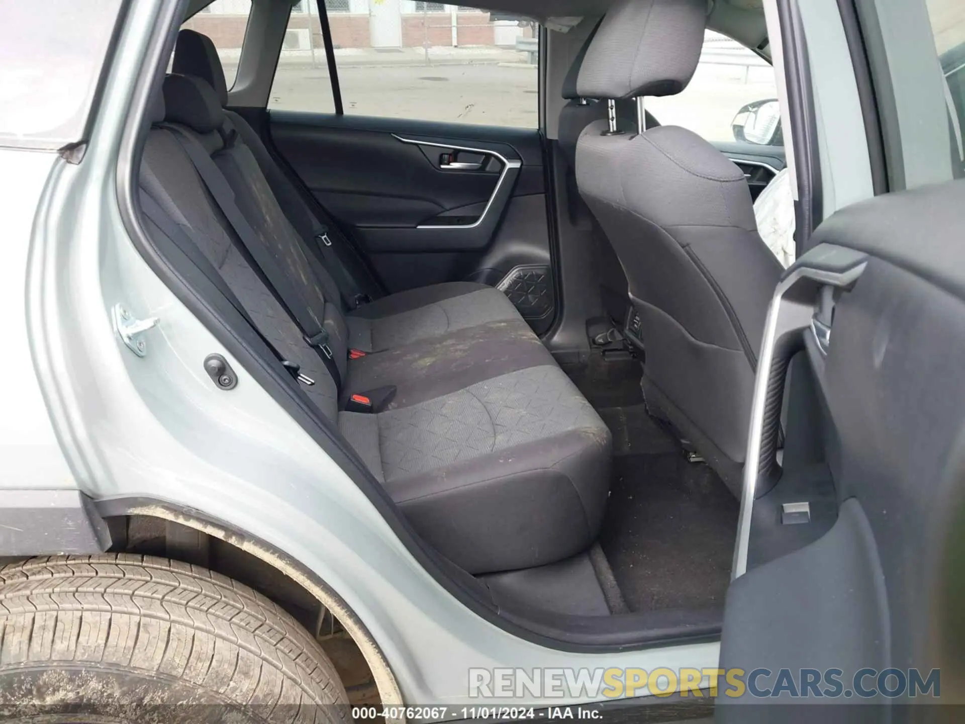 8 Фотография поврежденного автомобиля 2T3P1RFV7PW392337 TOYOTA RAV4 2023