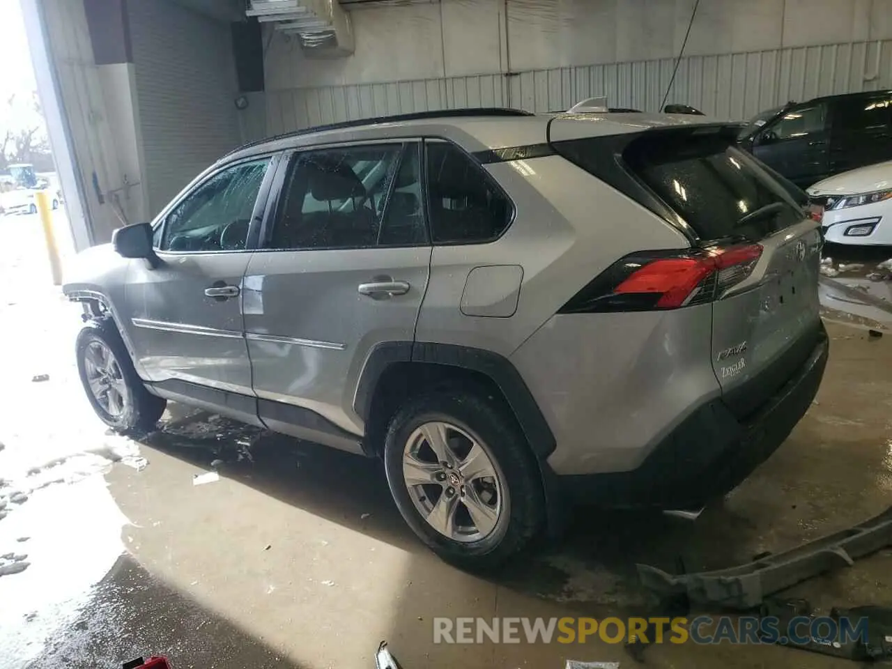 2 Фотография поврежденного автомобиля 2T3P1RFV7PW395836 TOYOTA RAV4 2023