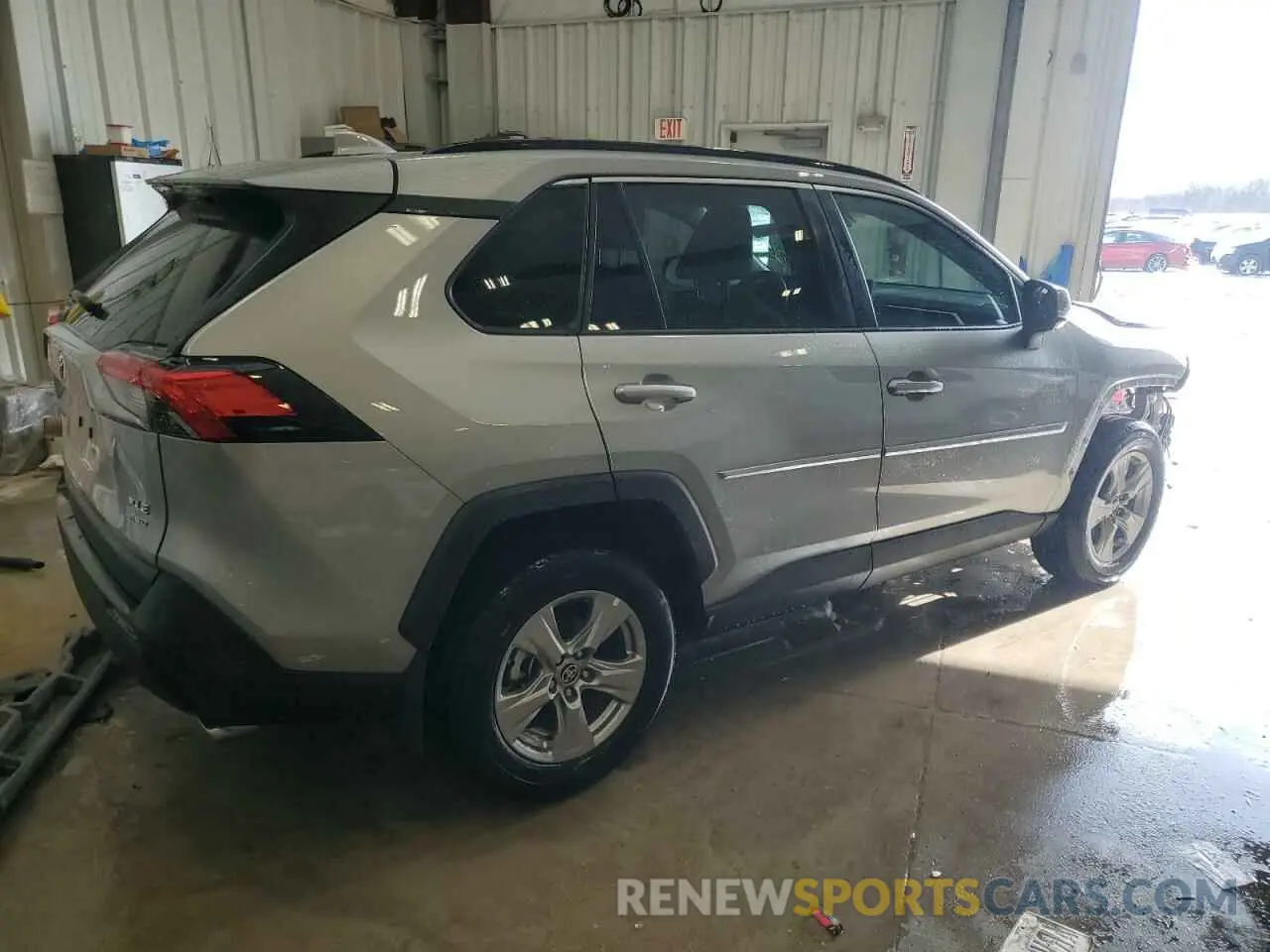 3 Фотография поврежденного автомобиля 2T3P1RFV7PW395836 TOYOTA RAV4 2023