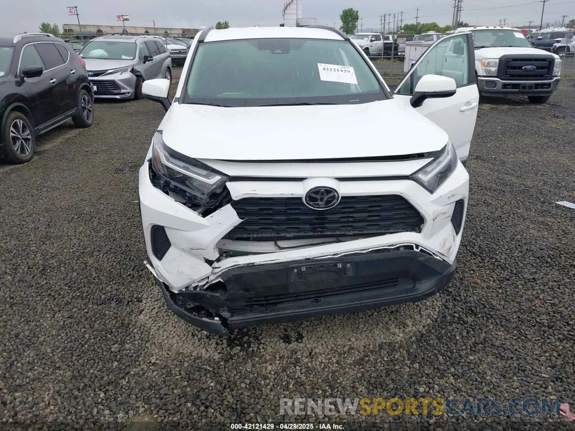 6 Фотография поврежденного автомобиля 2T3P1RFV8PW345799 TOYOTA RAV4 2023