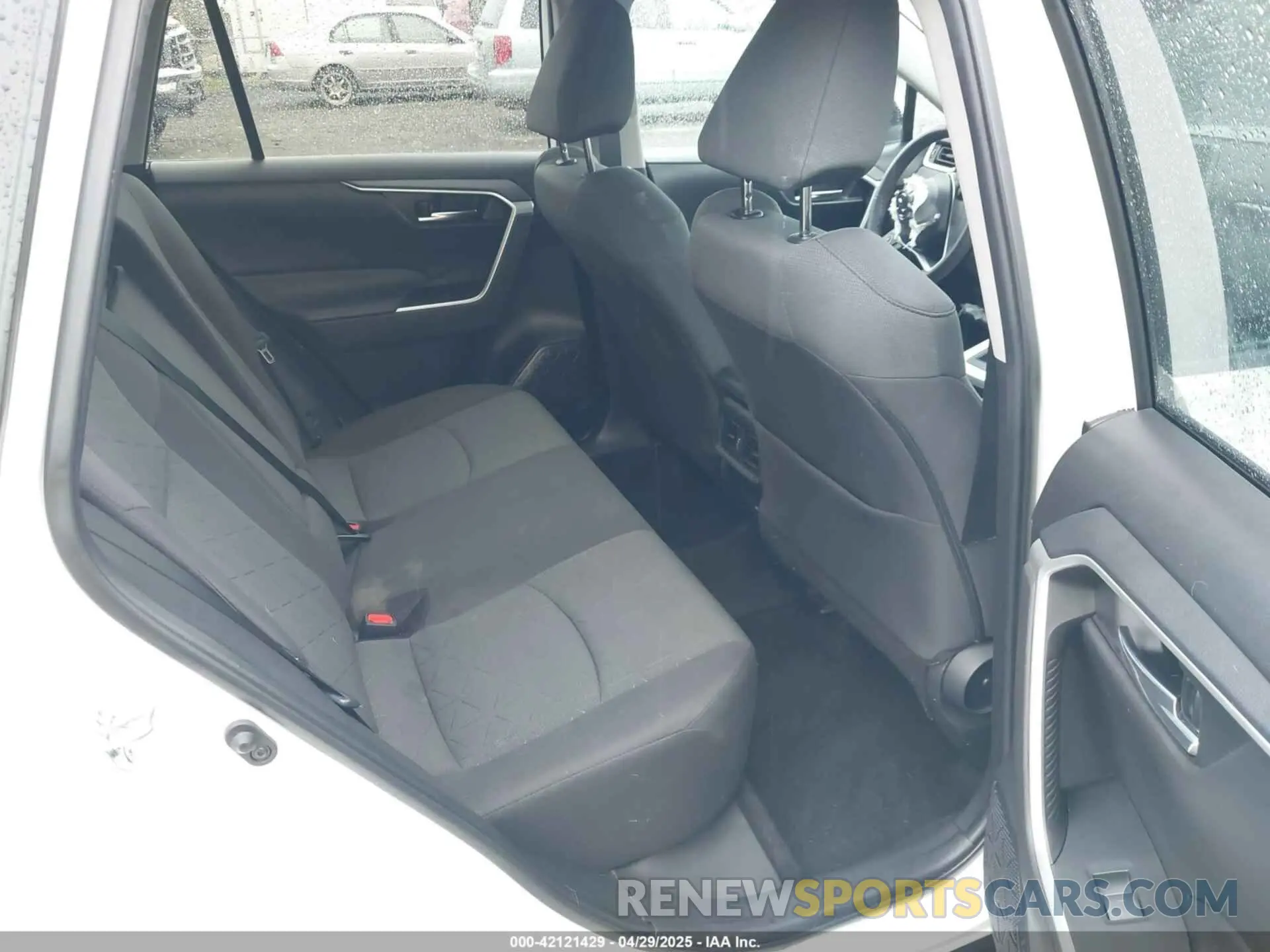 8 Фотография поврежденного автомобиля 2T3P1RFV8PW345799 TOYOTA RAV4 2023