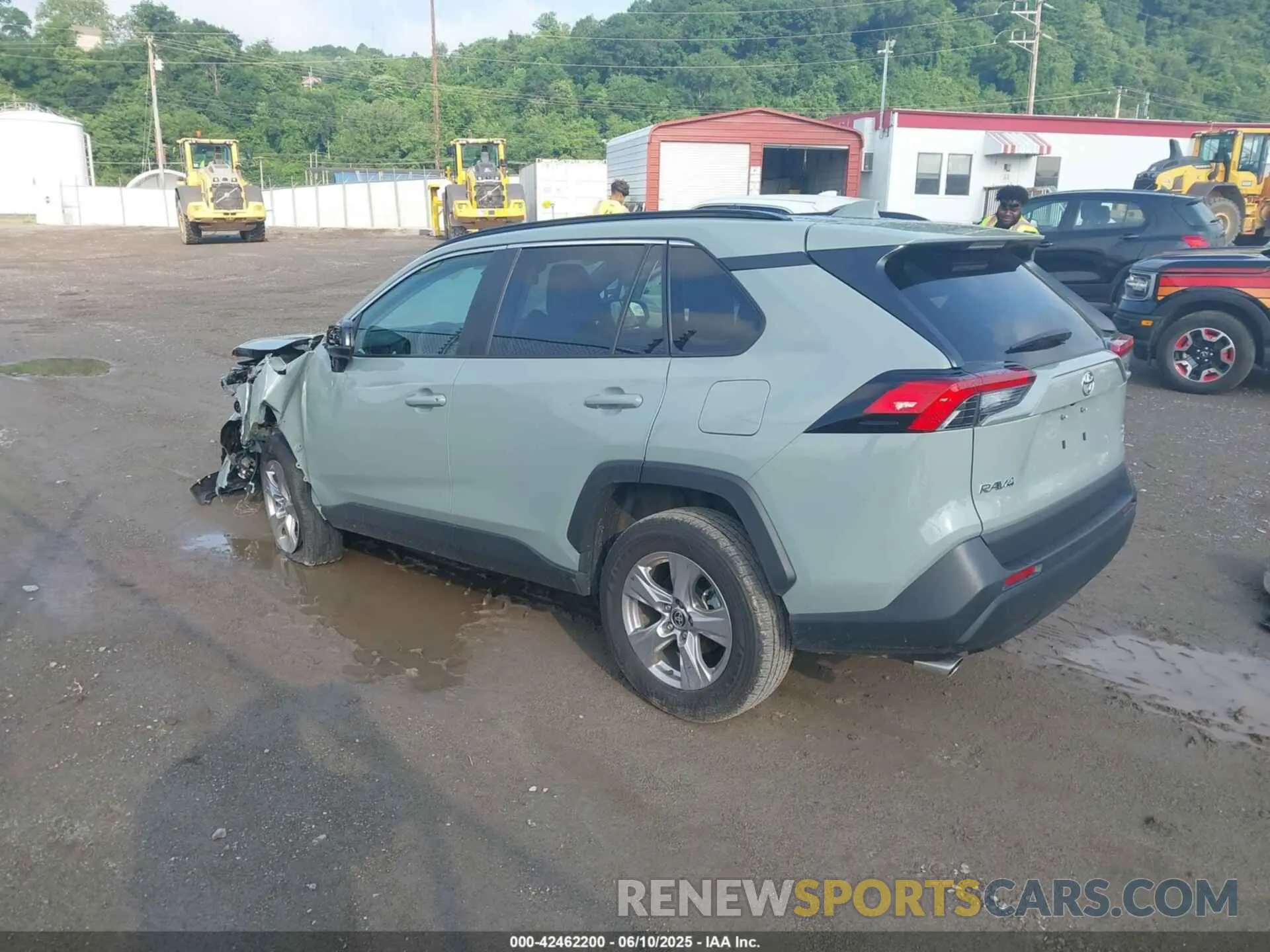 3 Photograph of a damaged car 2T3P1RFV8PW353465 TOYOTA RAV4 2023