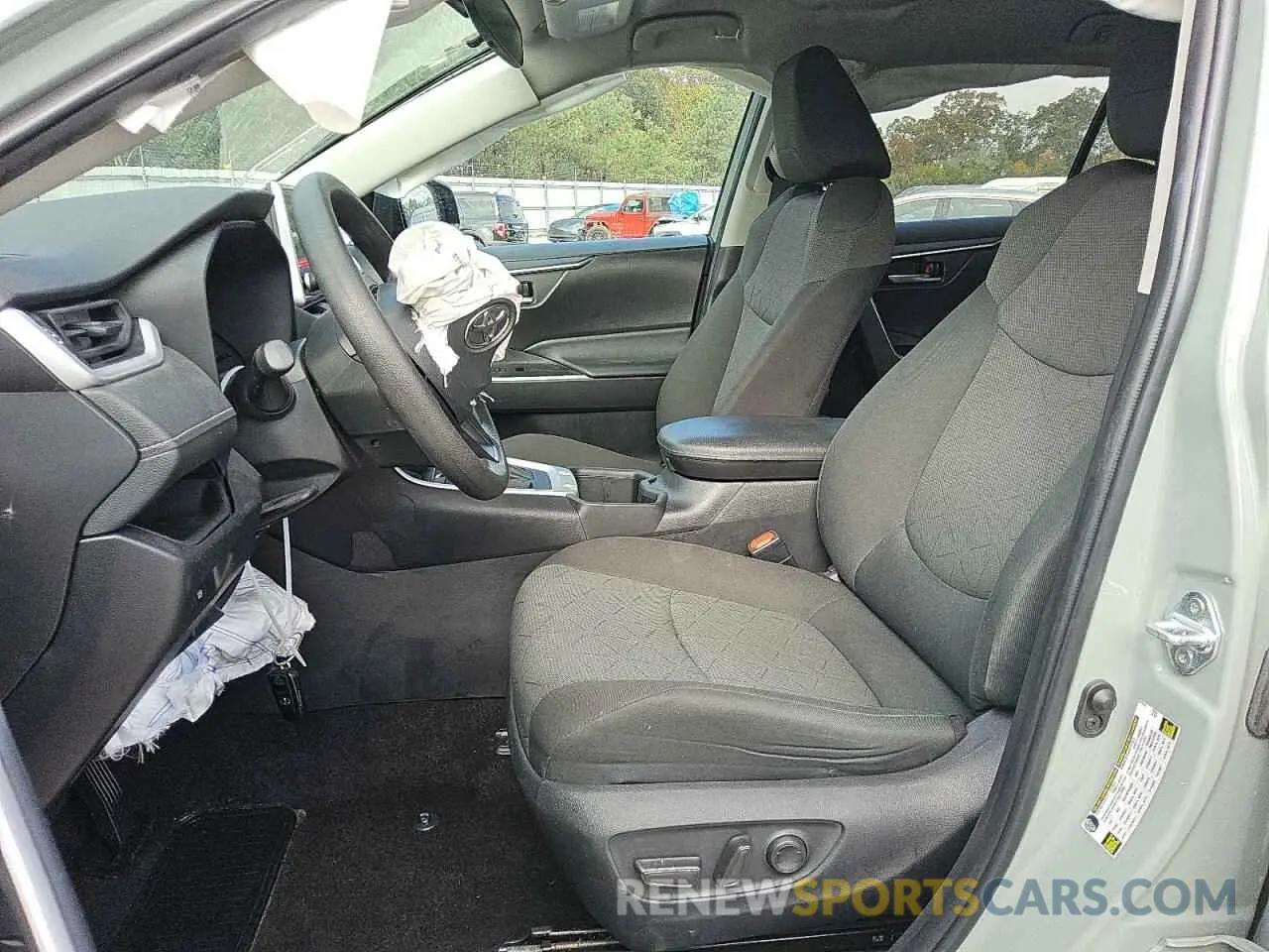 7 Фотография поврежденного автомобиля 2T3P1RFV8PW385252 TOYOTA RAV4 2023
