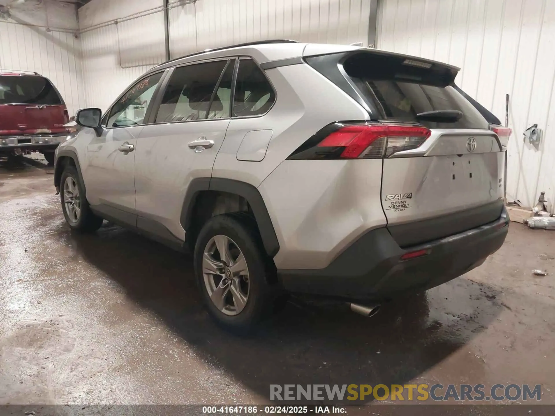 3 Фотография поврежденного автомобиля 2T3P1RFV9PC327717 TOYOTA RAV4 2023