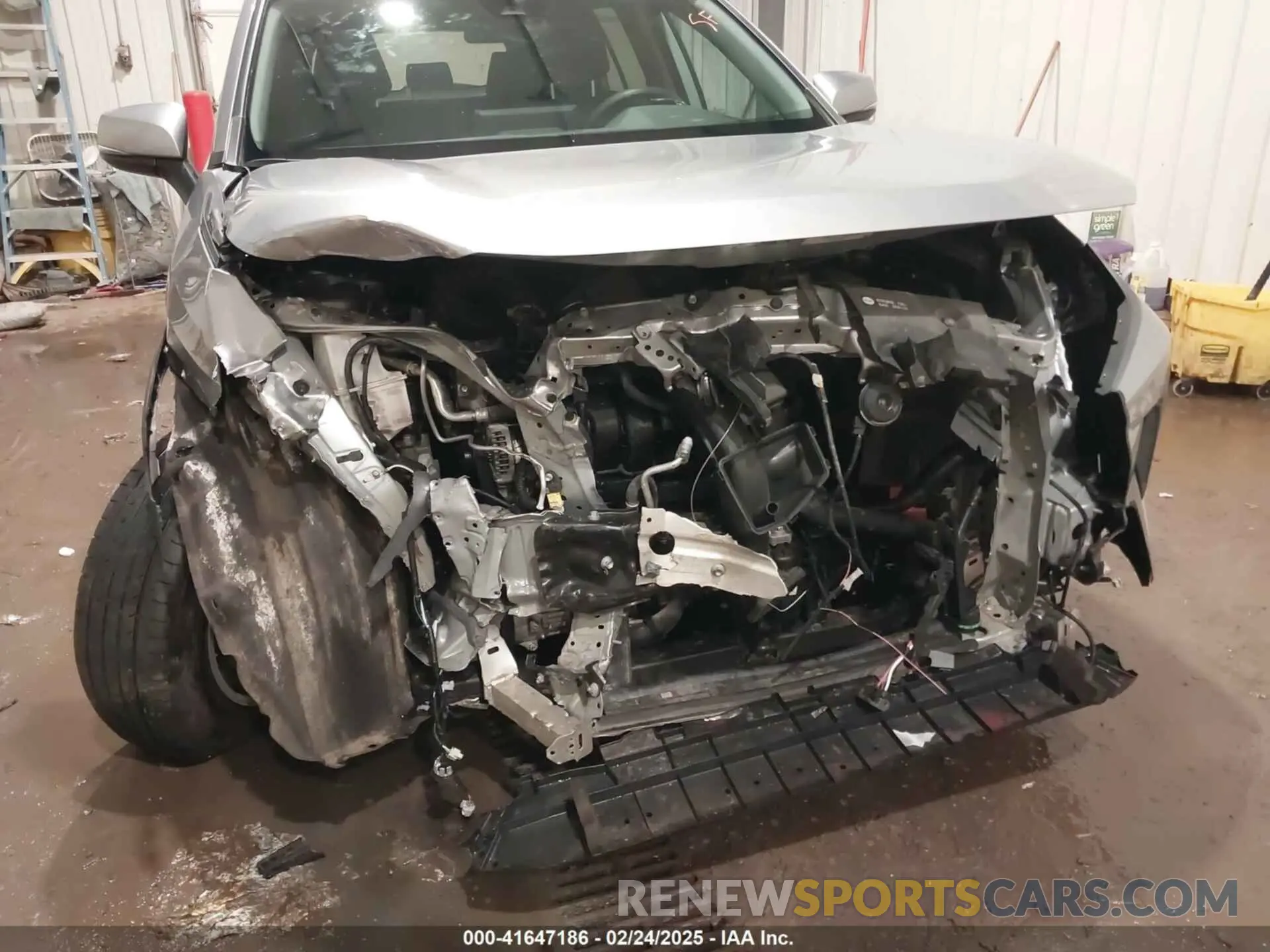 6 Фотография поврежденного автомобиля 2T3P1RFV9PC327717 TOYOTA RAV4 2023