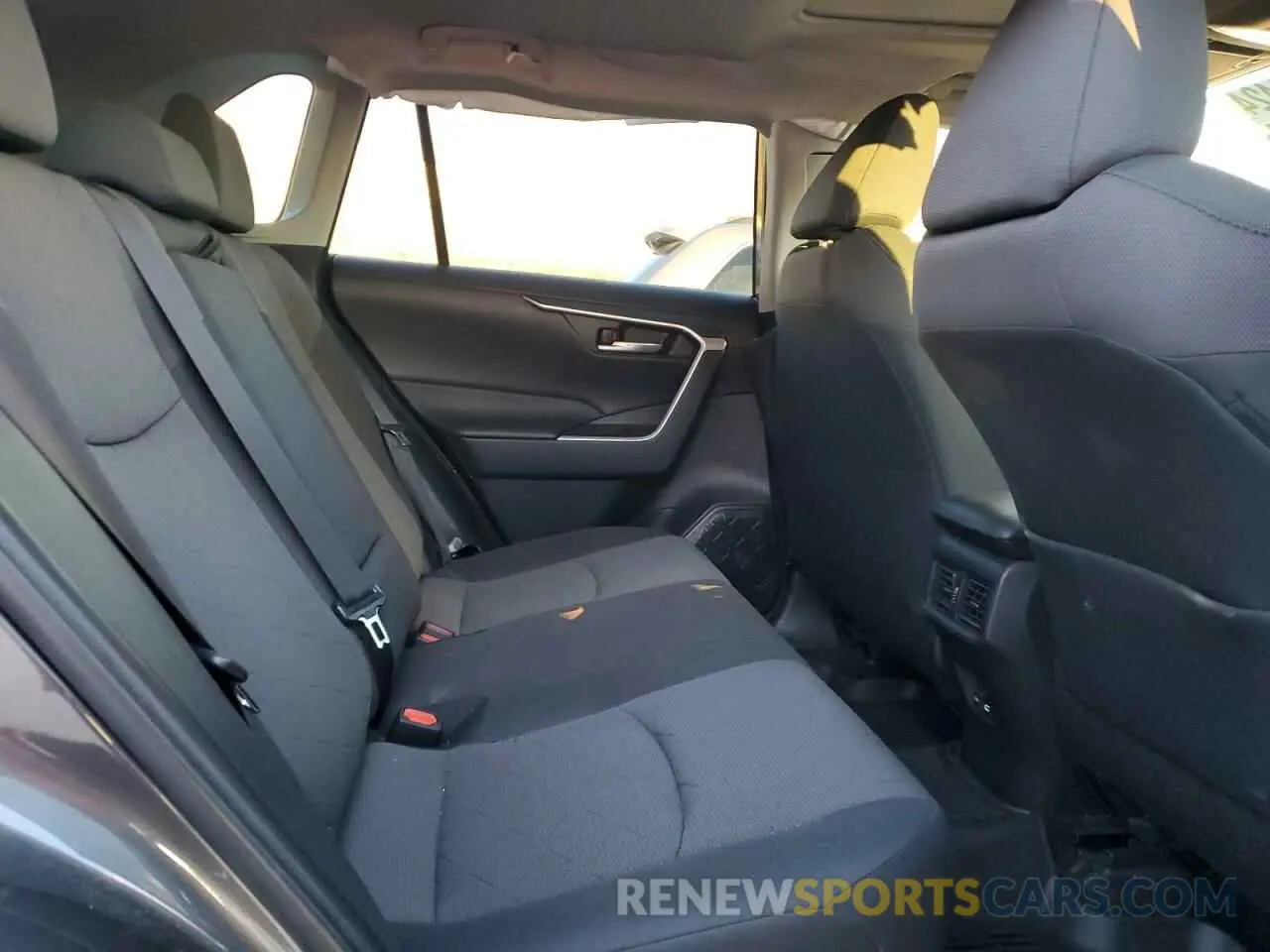 10 Фотография поврежденного автомобиля 2T3P1RFV9PC364427 TOYOTA RAV4 2023