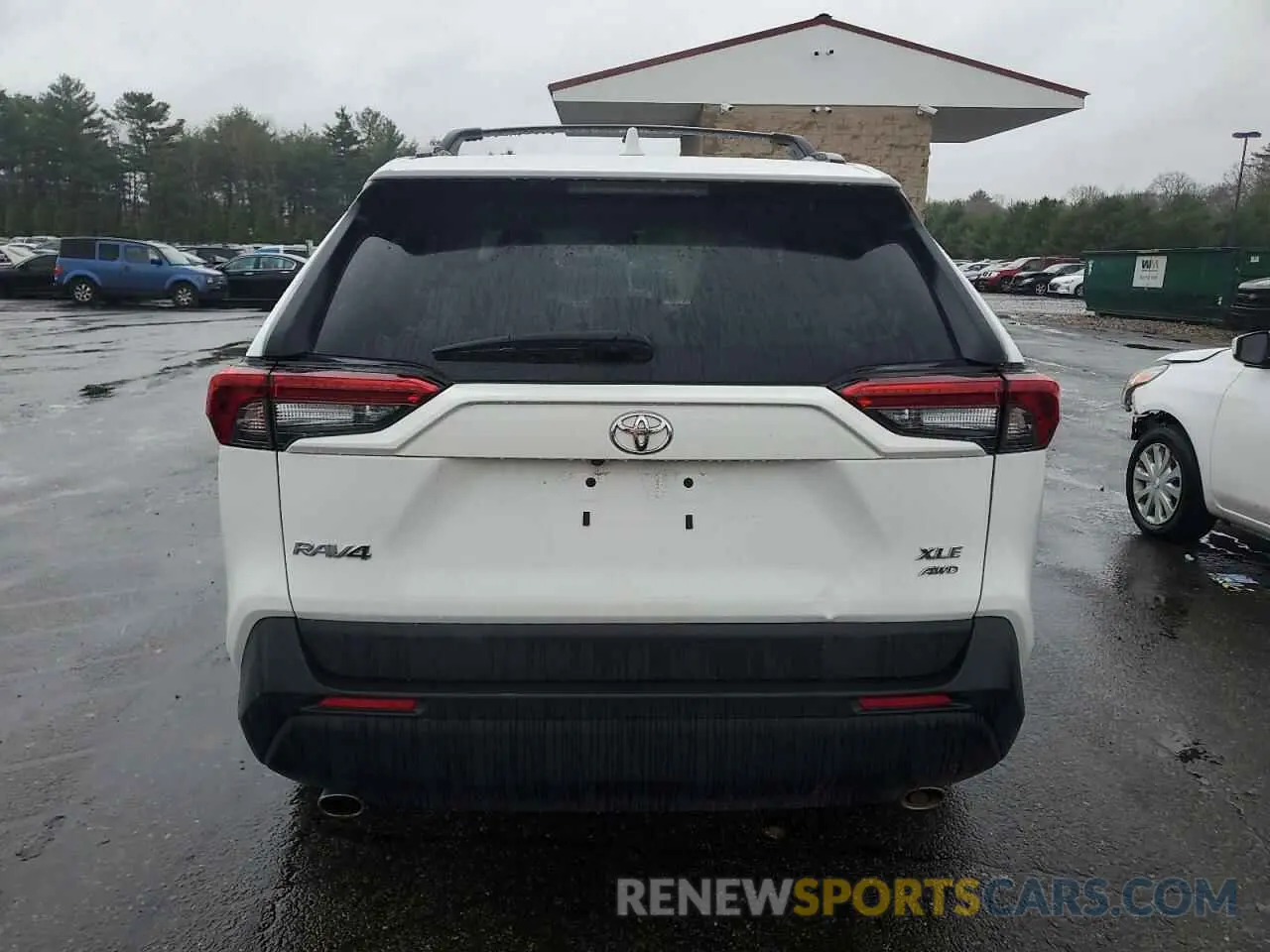 6 Photograph of a damaged car 2T3P1RFV9PW335895 TOYOTA RAV4 2023