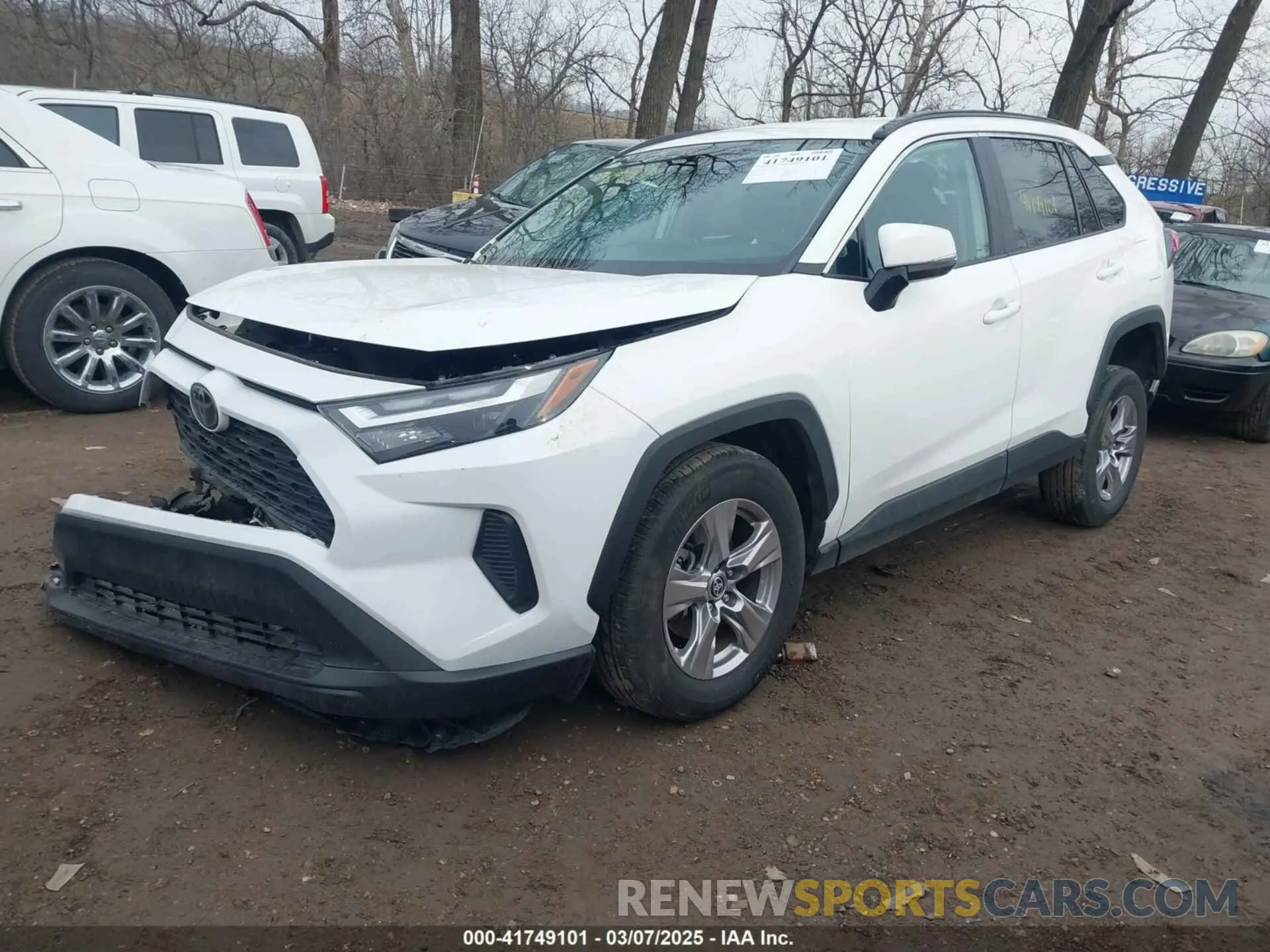 2 Photograph of a damaged car 2T3P1RFV9PW377340 TOYOTA RAV4 2023