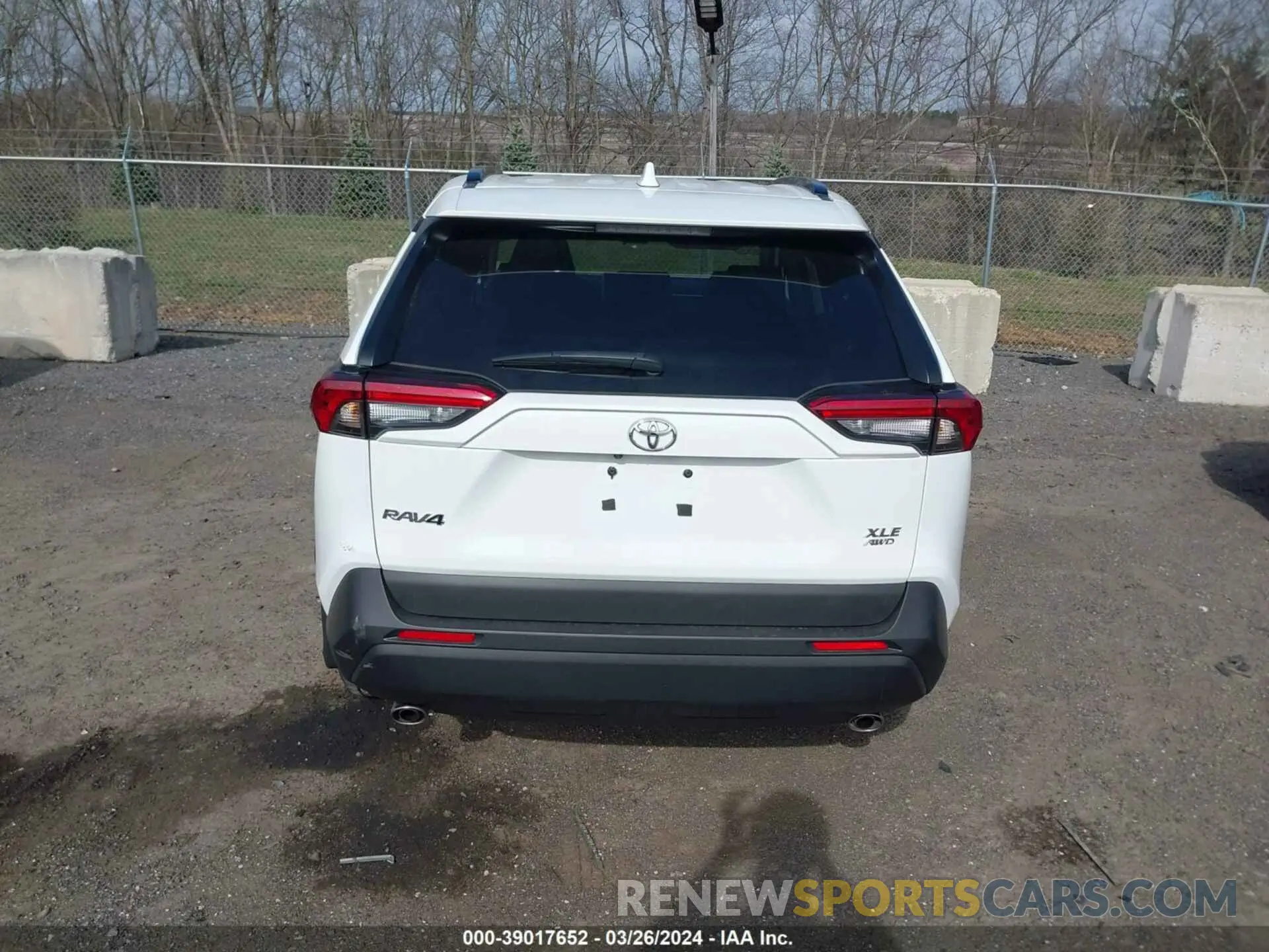 16 Photograph of a damaged car 2T3P1RFVXPC380734 TOYOTA RAV4 2023
