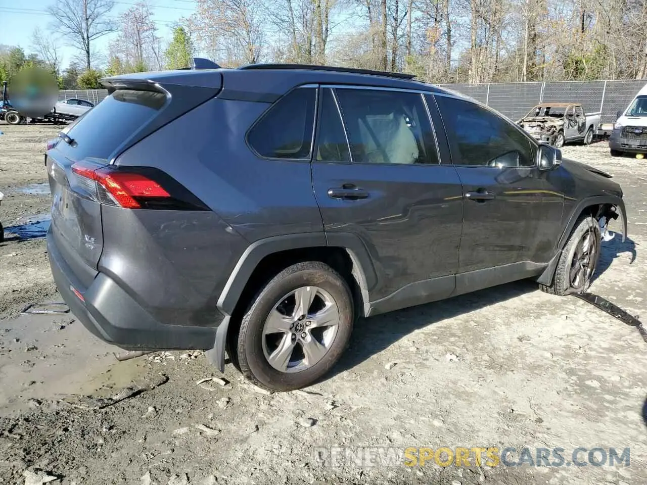 3 Photograph of a damaged car 2T3P1RFVXPW379680 TOYOTA RAV4 2023