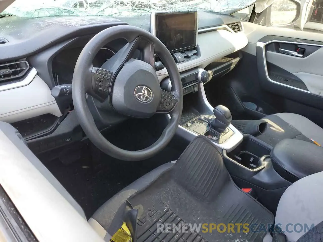 8 Photograph of a damaged car 2T3P1RFVXPW379680 TOYOTA RAV4 2023
