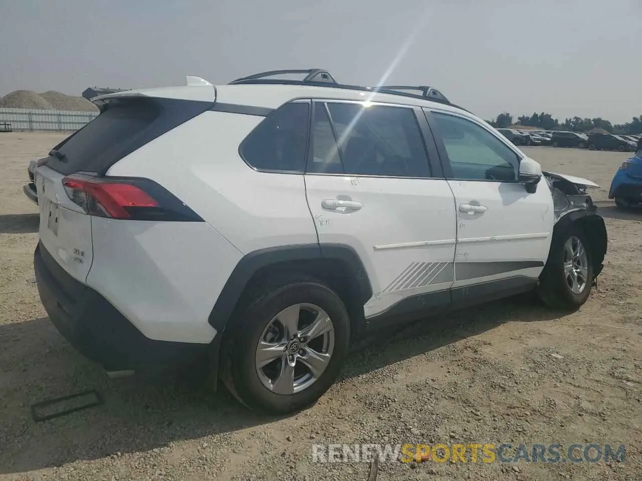 3 Photograph of a damaged car 2T3P1RFVXPW395071 TOYOTA RAV4 2023