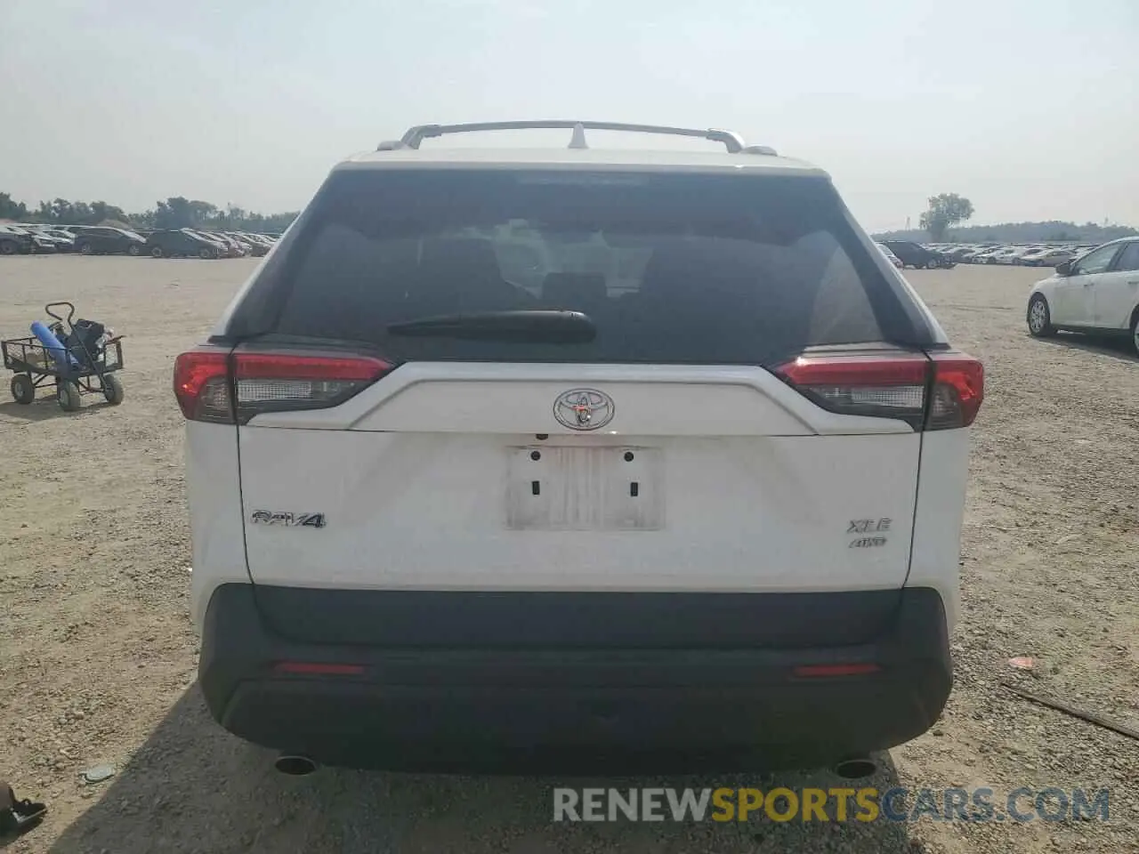 6 Photograph of a damaged car 2T3P1RFVXPW395071 TOYOTA RAV4 2023